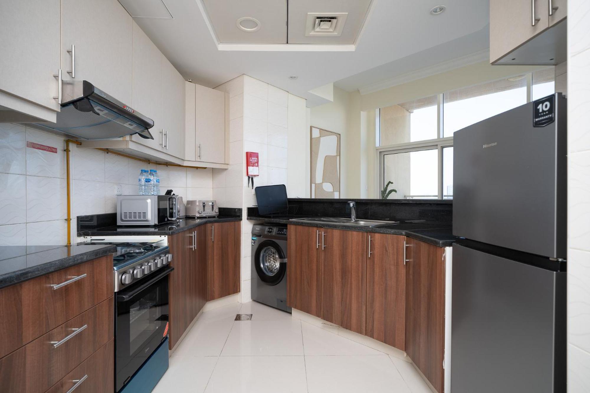 Alh Vacay - 1 Bedroom In Reef Jvc Apartment *