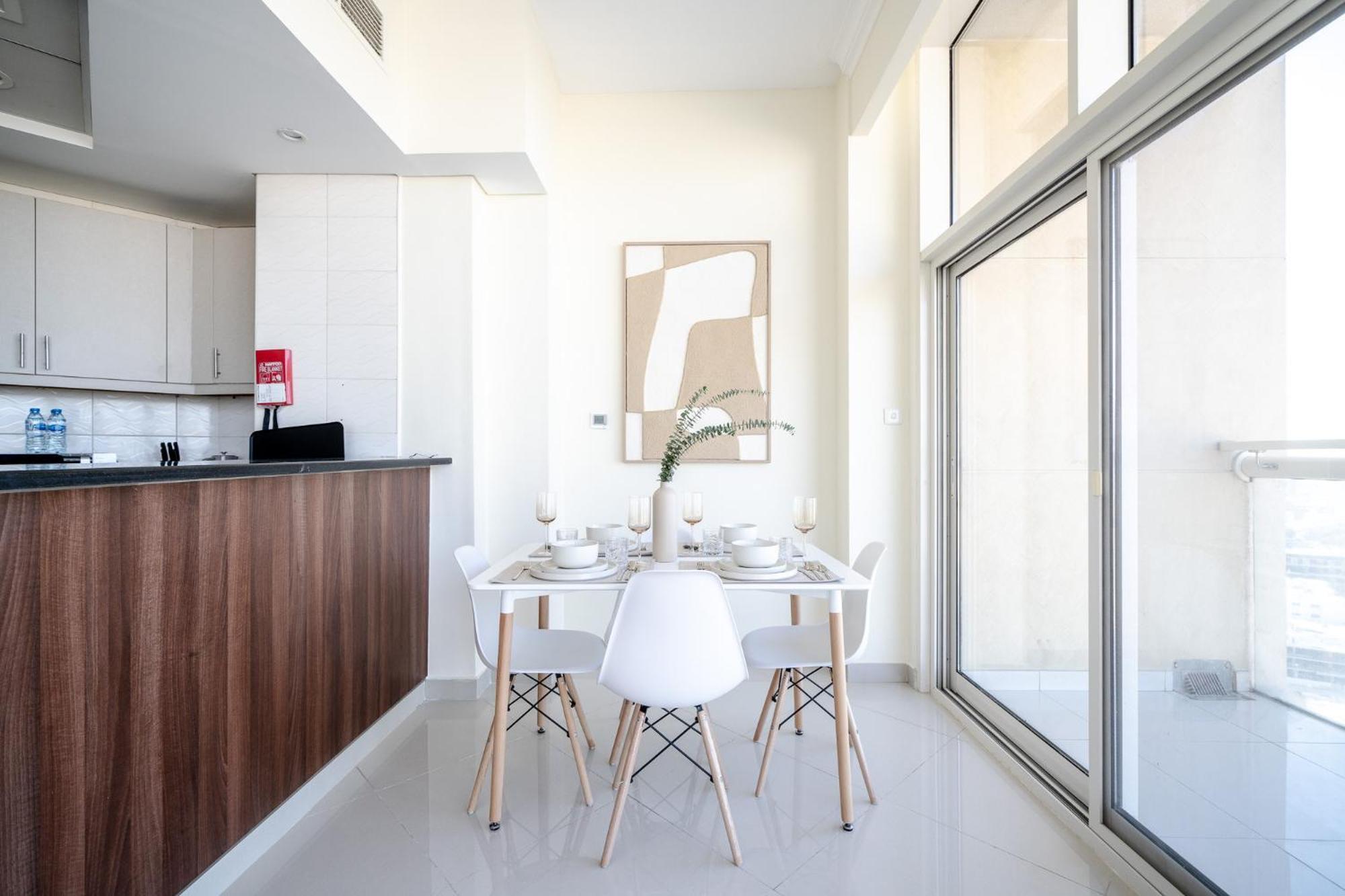 Apartment Alh Vacay - 1 Bedroom In Reef Jvc Dubai