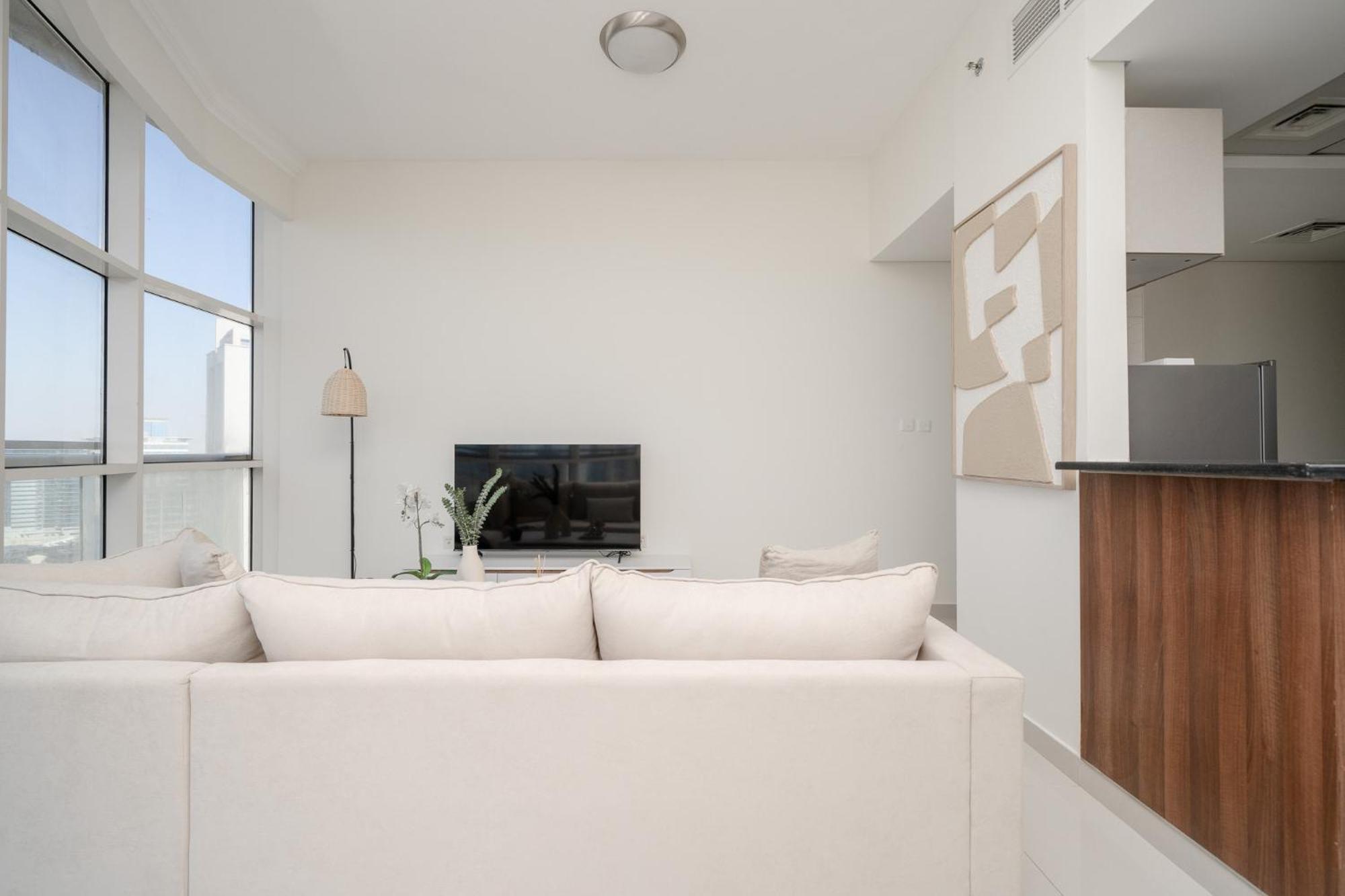 Alh Vacay - 1 Bedroom In Reef Jvc * Dubai