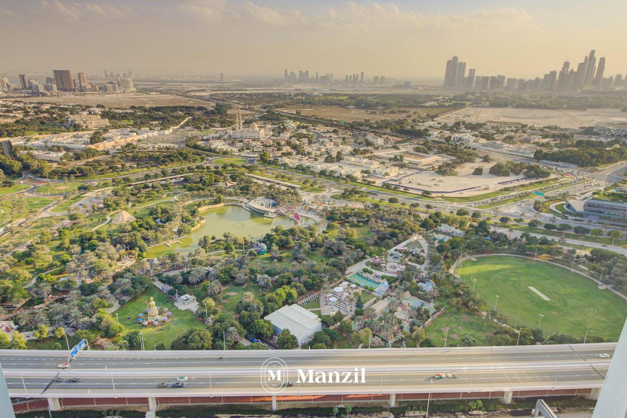 Luxury 1br In 1 Residences Near Attractions Apartment Dubai