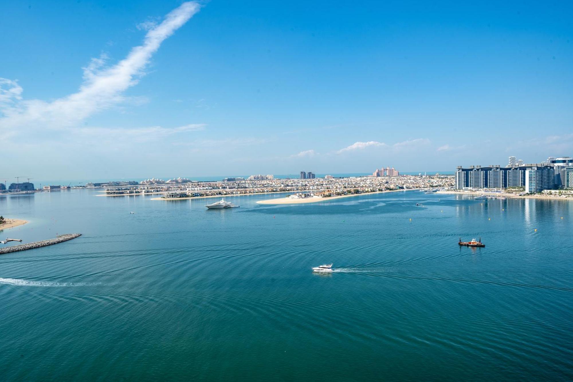 Homes Beyond Newly Furnished 2br With Access Apartment Dubai