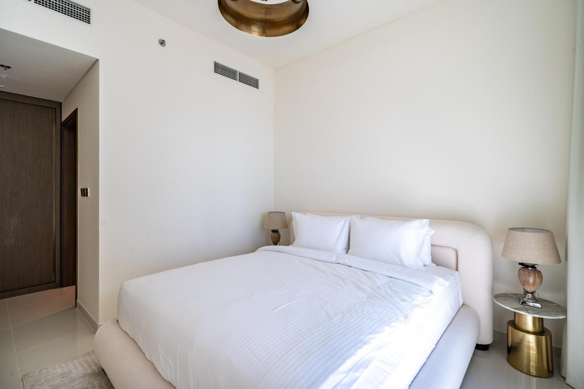 Apartment Homes Beyond Newly Furnished 2br With Access Dubai