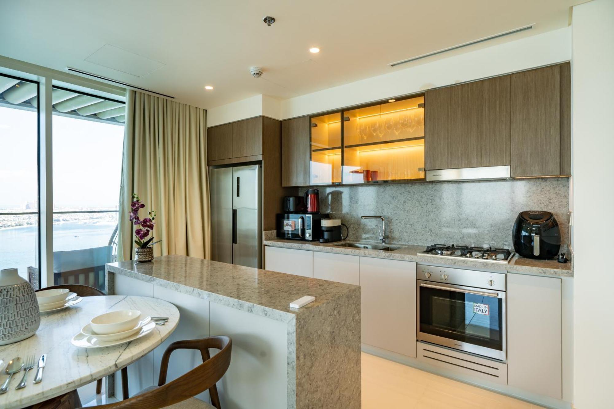 Homes Beyond Newly Furnished 2br With Access