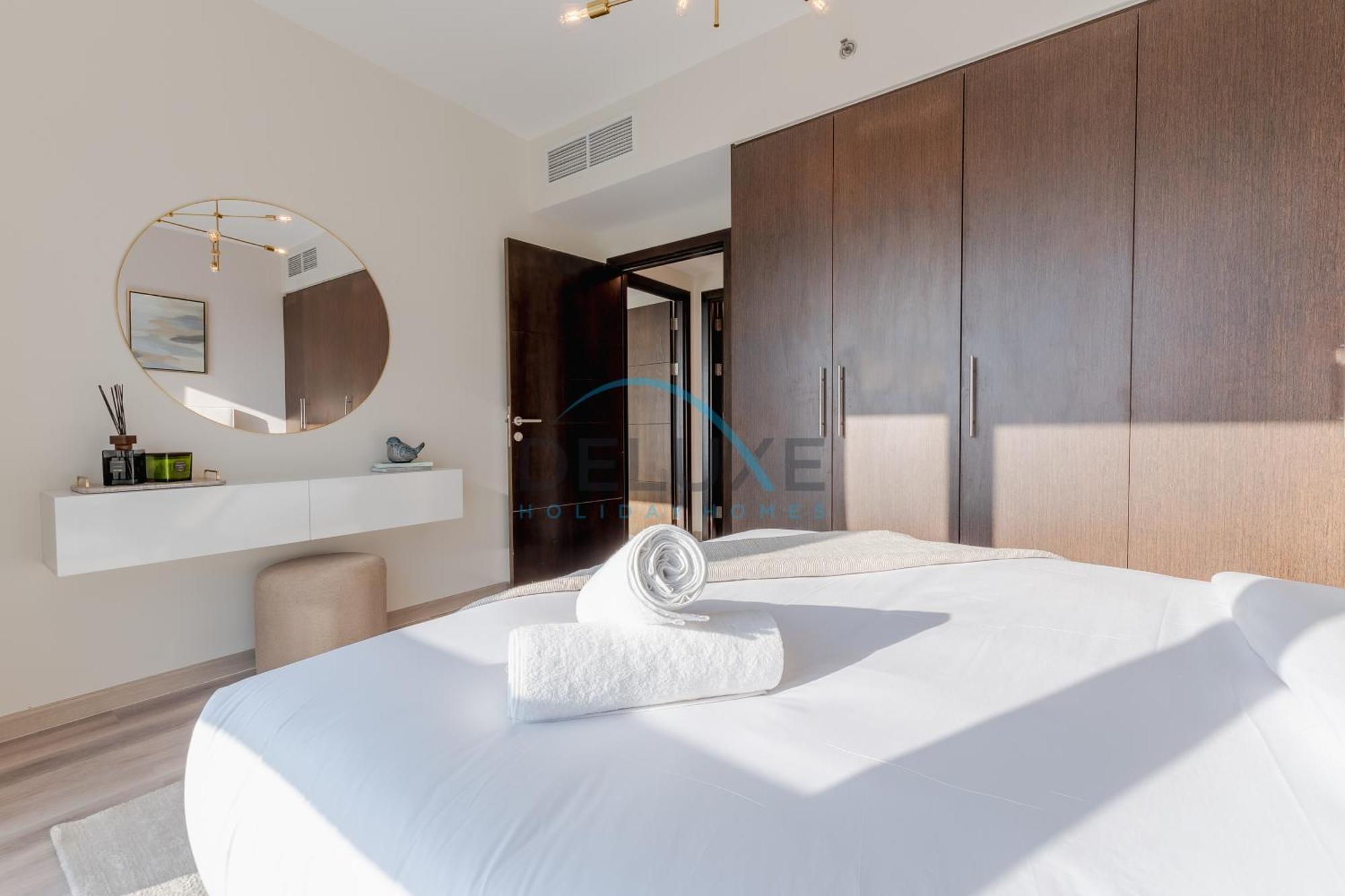 Apartment Contemporary 2br With Own Outdoor Jacuzzi In The Point, Marina By Deluxe Homes Dubai