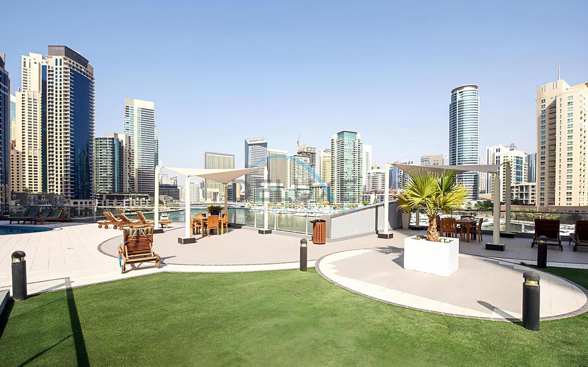 Apartment Contemporary 2br With Own Outdoor Jacuzzi In The Point, Marina By Deluxe Homes *