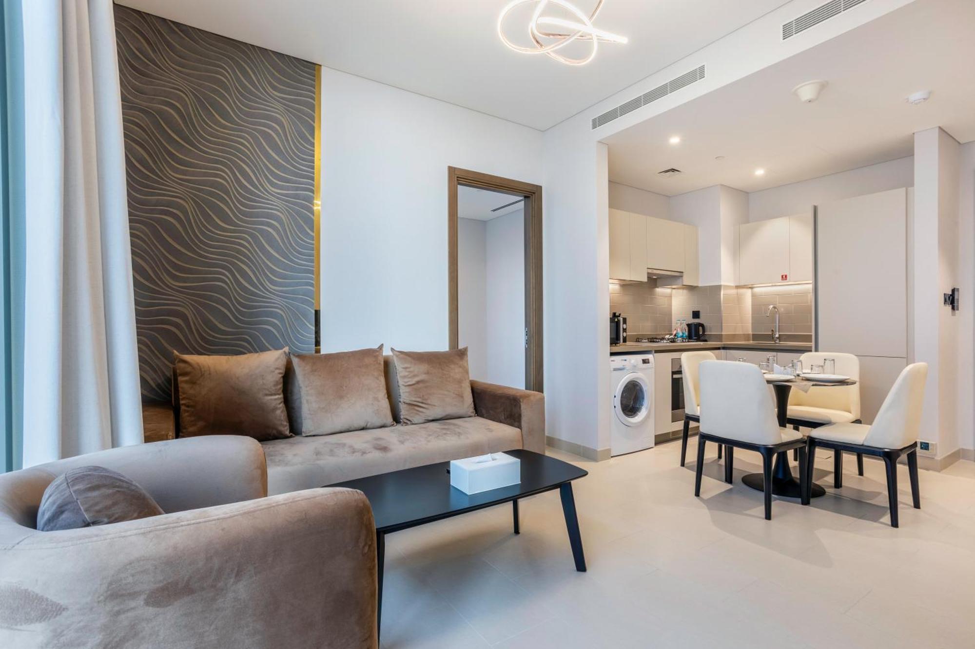 By Latinem Luxury 1br Study Cv A2712 Near Downtown Apartment Dubai