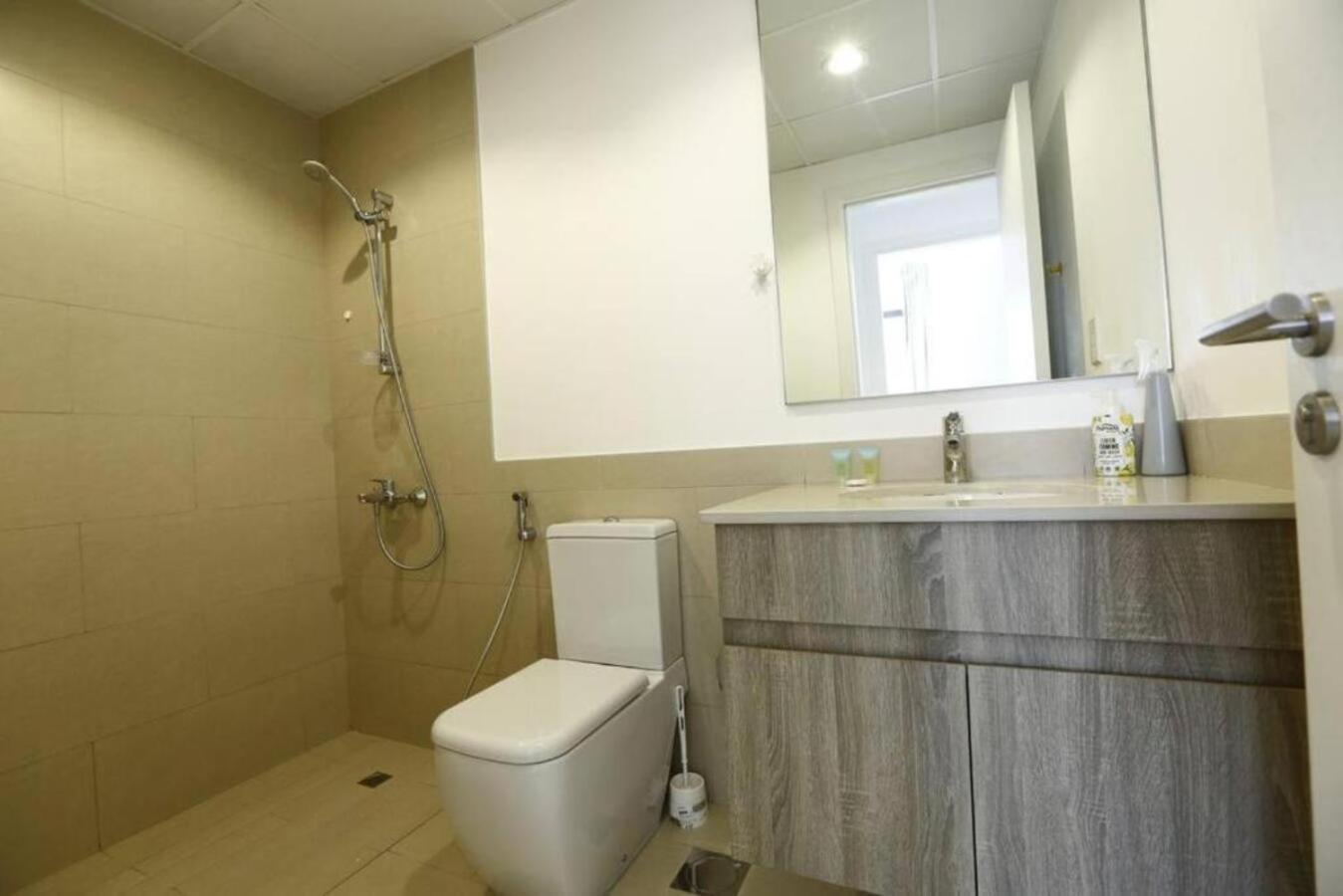 Apartment Brown Stone - Miracle Garden *