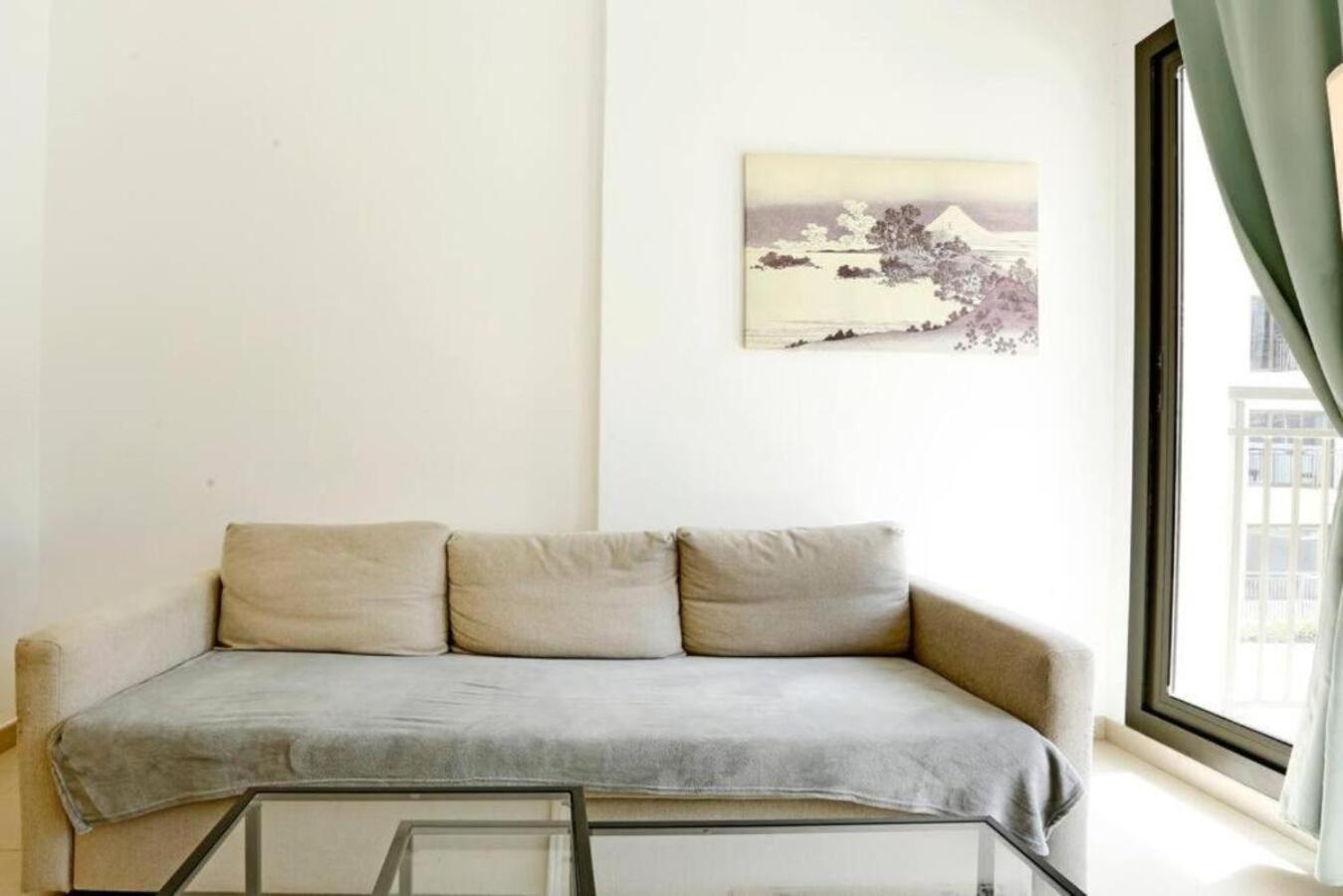 Brown Stone - Miracle Garden Apartment *