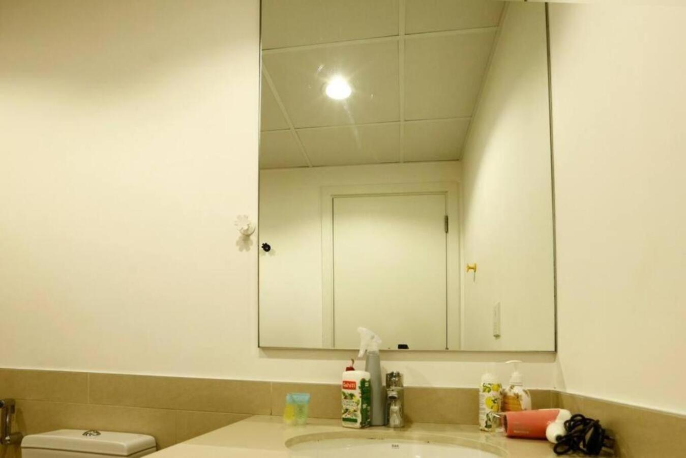 Brown Stone - Miracle Garden Apartment Dubai