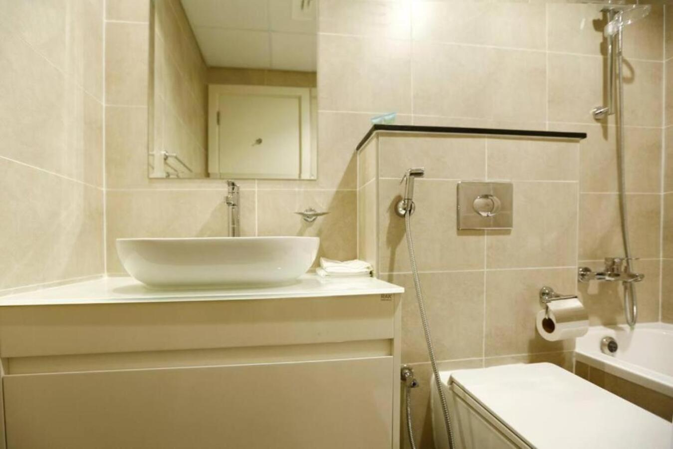 Apartment Brown Stone - Carson View *
