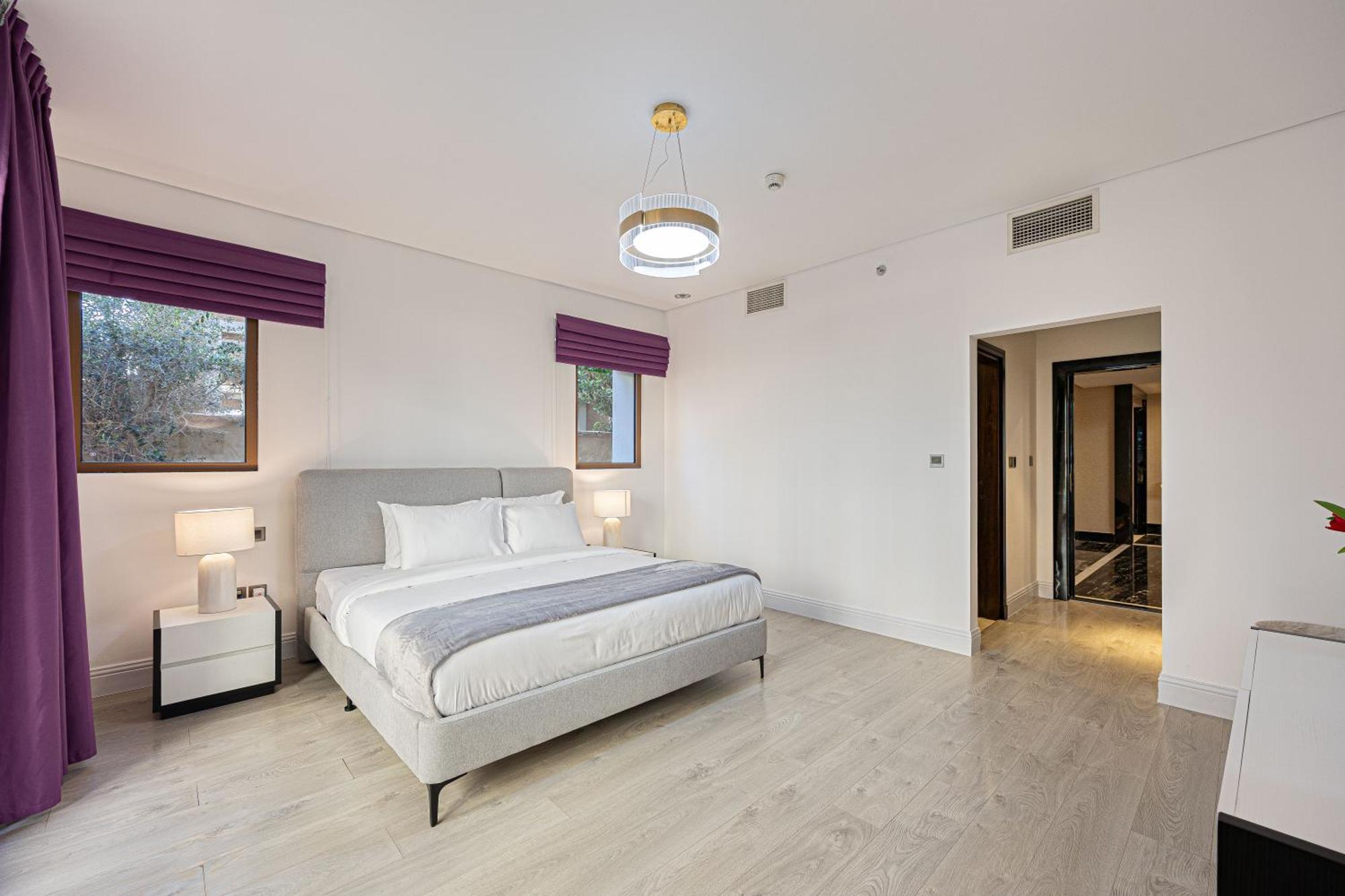 Villa Lux 5-br With Ocean View - Palm Jumeriah