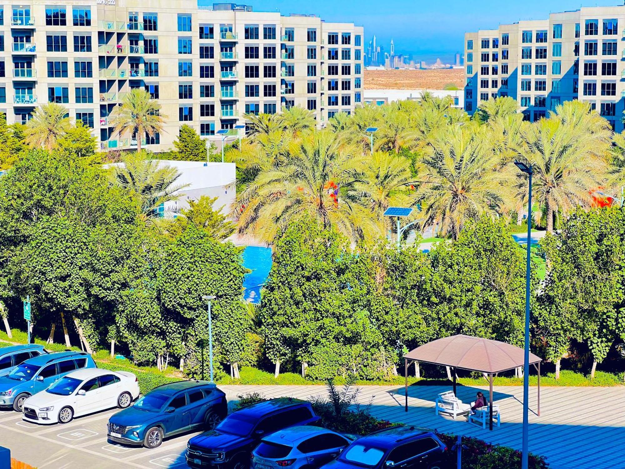 Apartment Spacious One Bedroom , Balcony, Pool & Garden View By Trueurbanbb Dubai