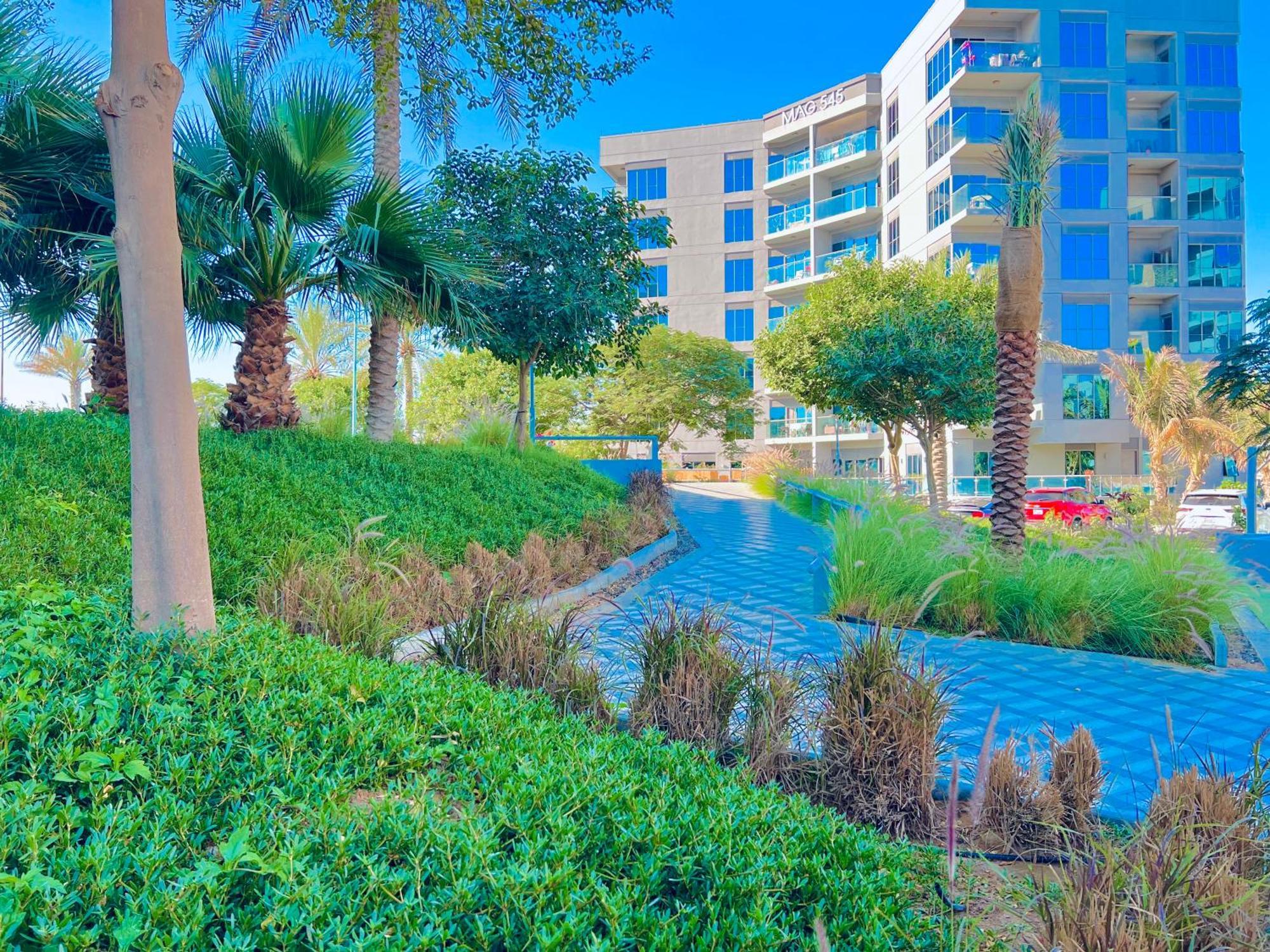 Spacious One Bedroom , Balcony, Pool & Garden View By Trueurbanbb *
