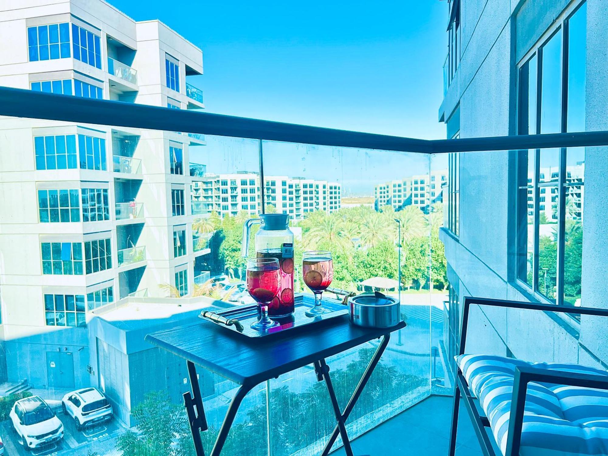 Spacious One Bedroom , Balcony, Pool & Garden View By Trueurbanbb *