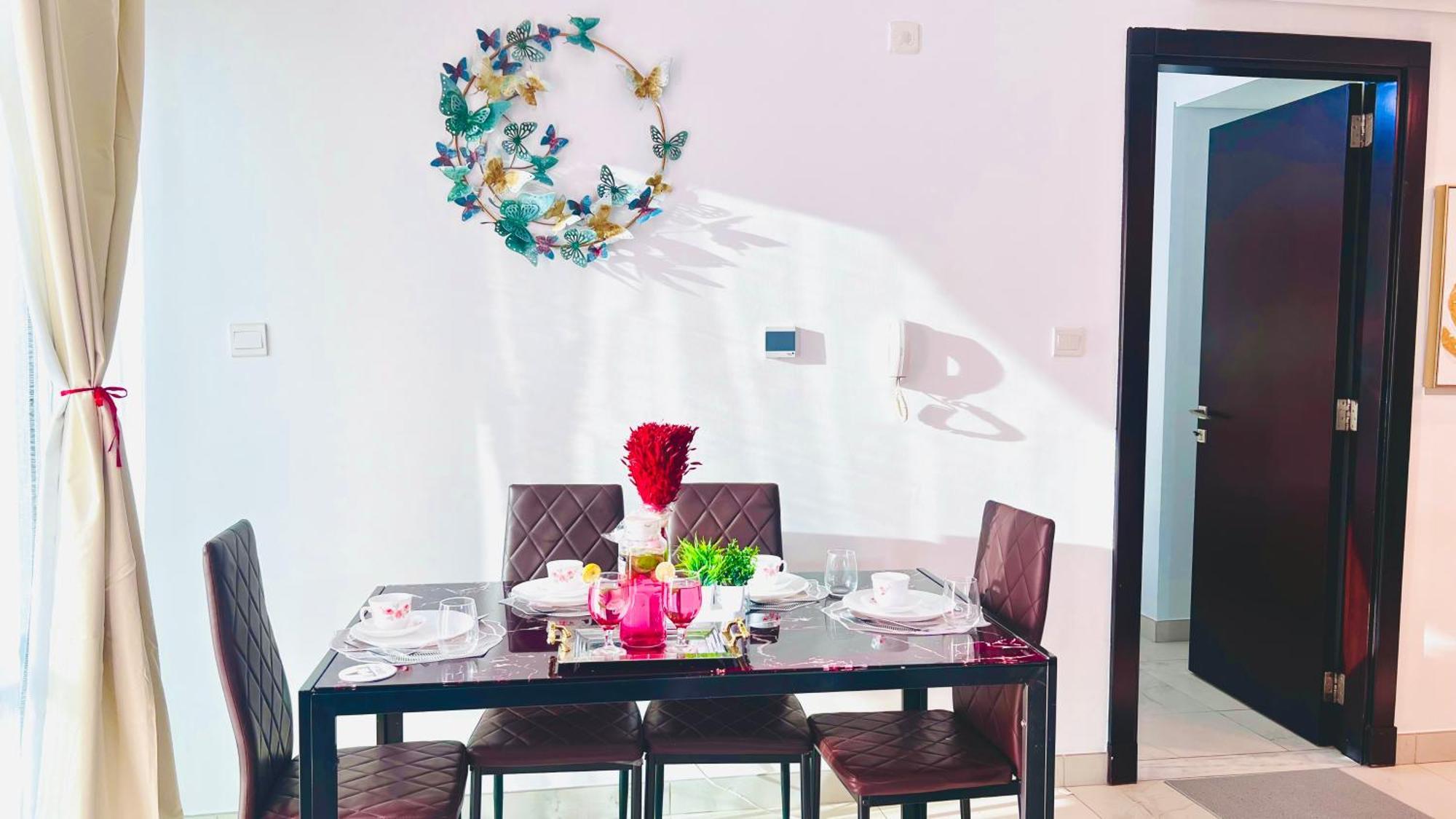 Spacious One Bedroom , Balcony, Pool & Garden View By Trueurbanbb * Dubai