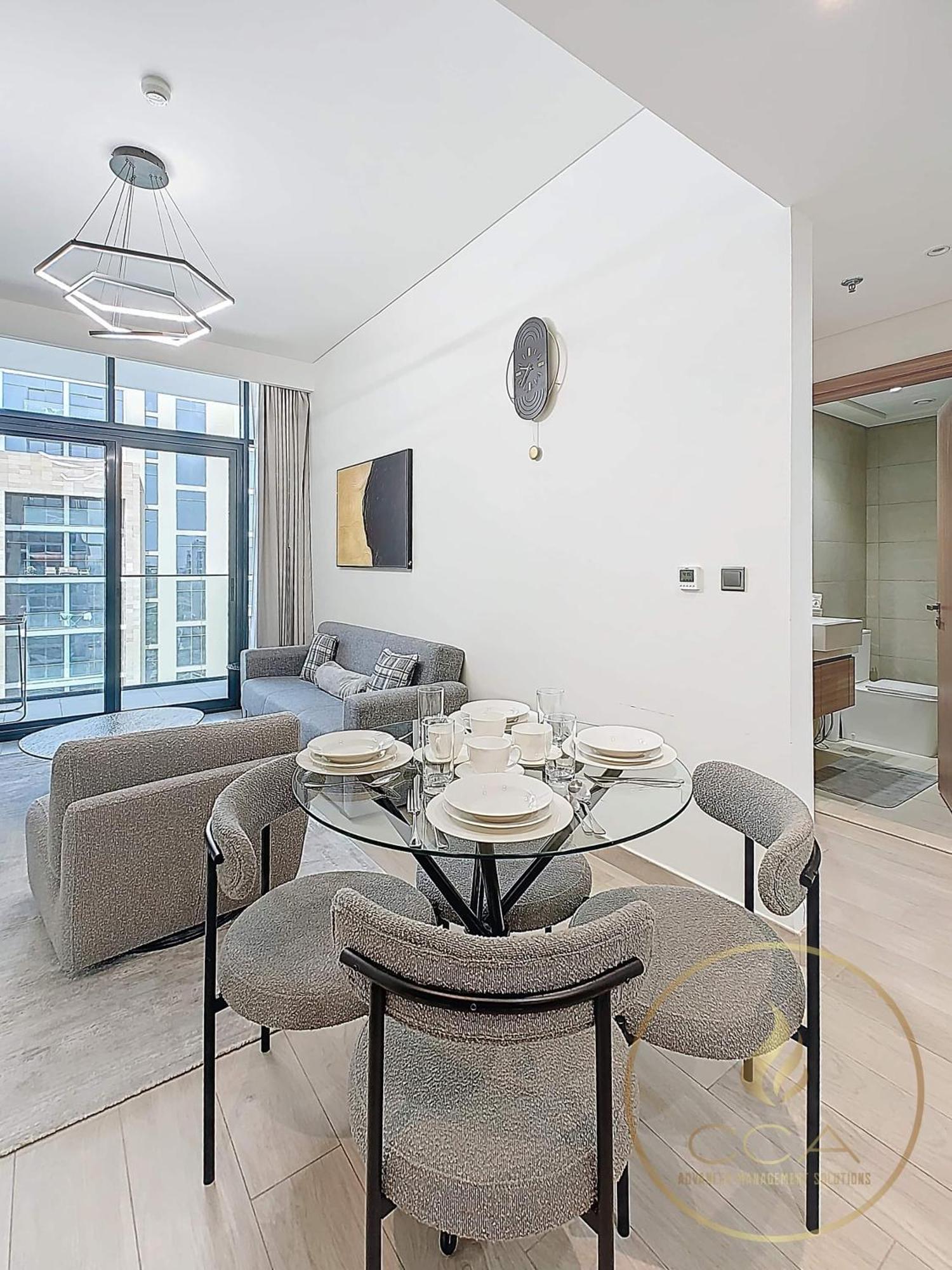 Skyline Haven Sophisticated Apartment *