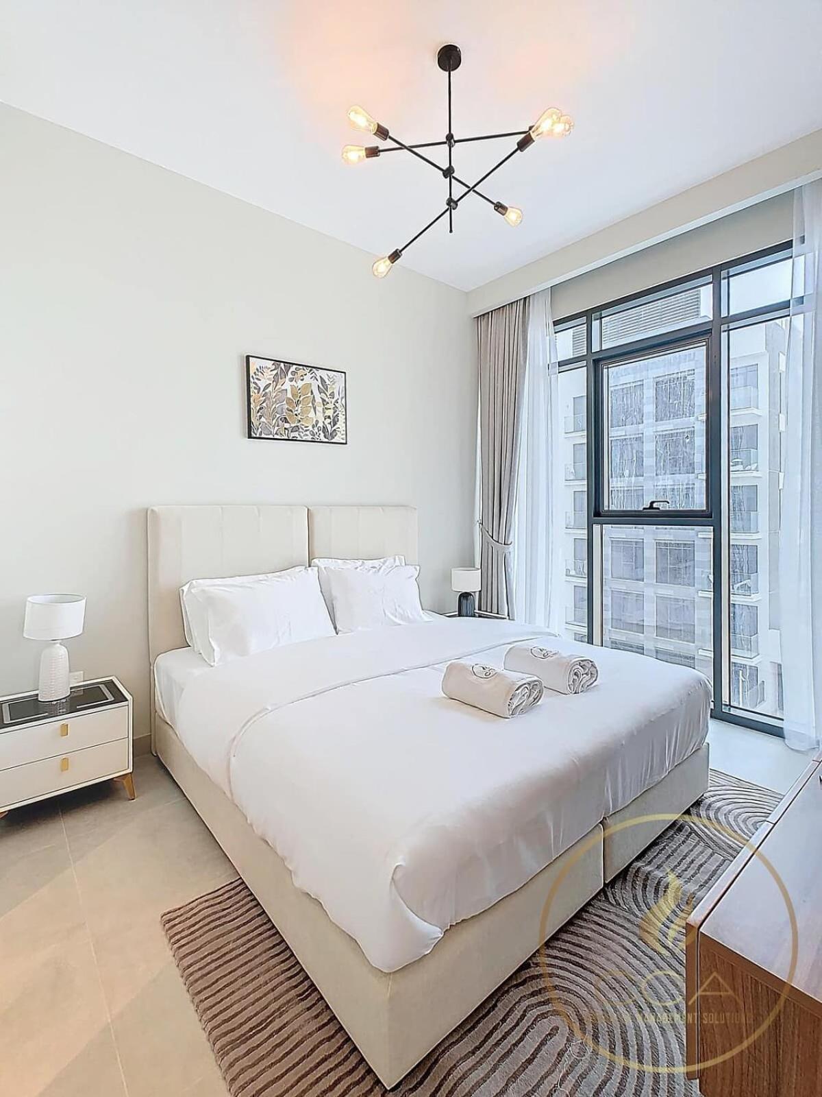 Urban Elegance In Exclusive Apartment Dubai
