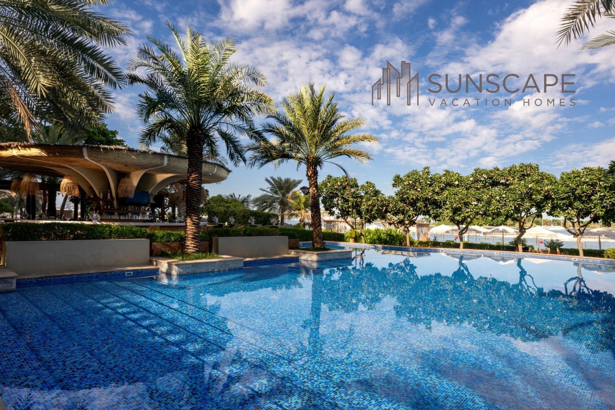 Spacious 2br With Pool & Private Access Apartment