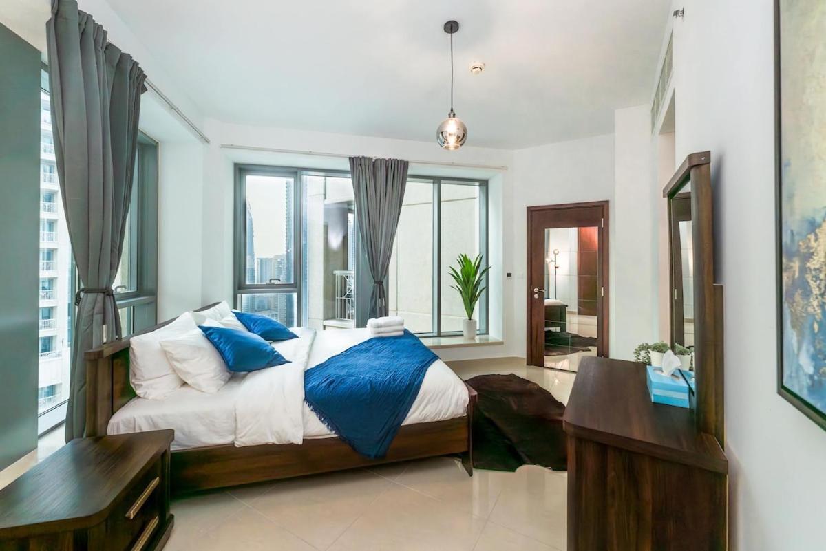 King 1br With Burj Khalifa & Fountain View Apartment