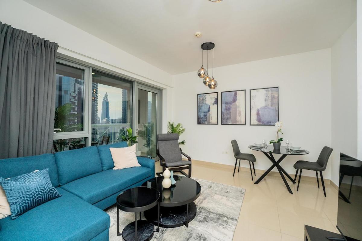 King 1br With Burj Khalifa & Fountain View Dubai