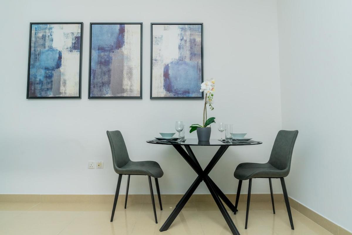 King 1br With Burj Khalifa & Fountain View Apartment