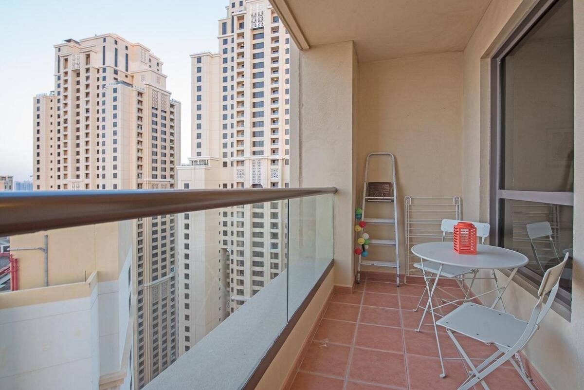Elegant 2-bedroom With Balcony Views At Shams 4 Jbr *