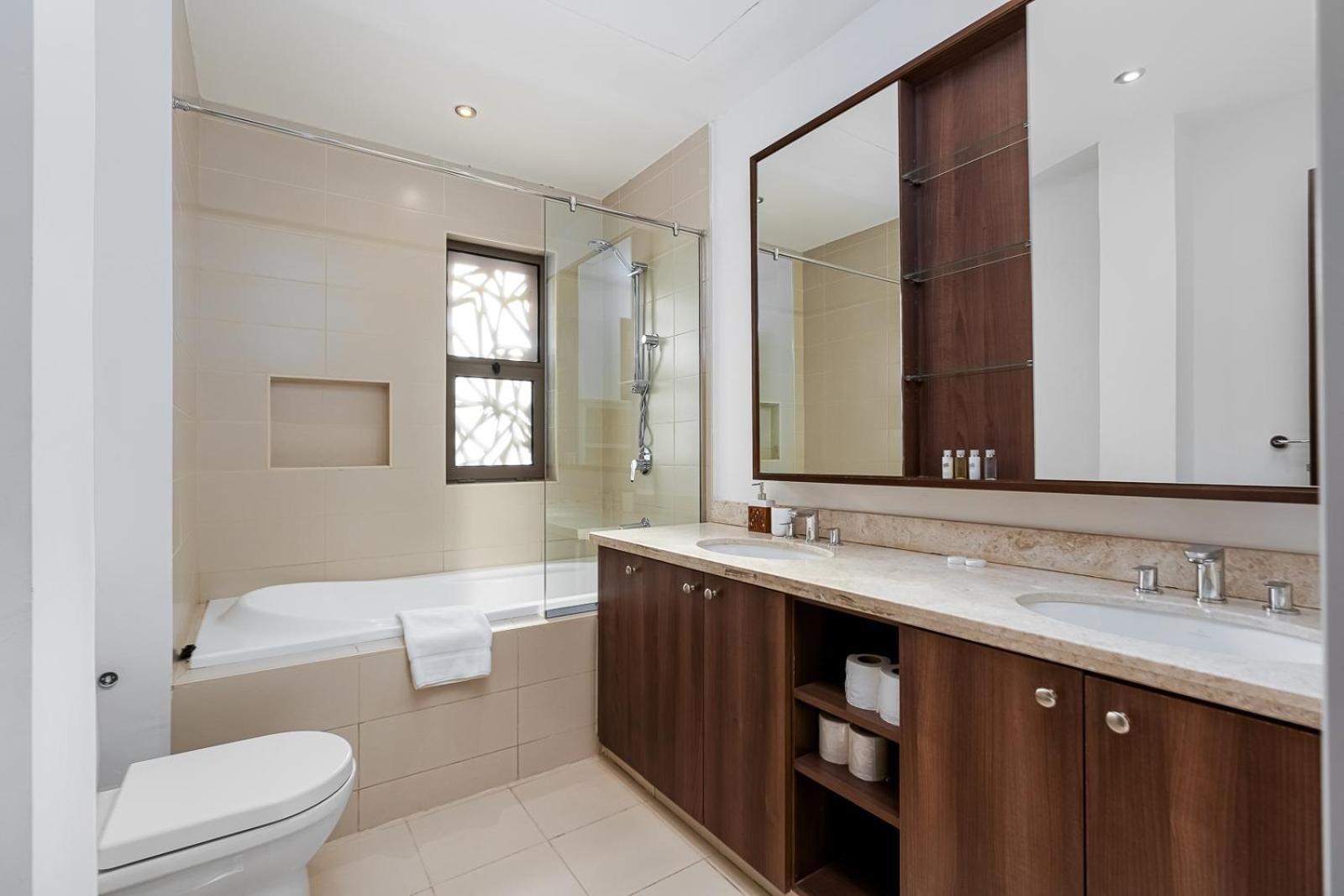 3br With Pool, Gym And Kid's Playground *