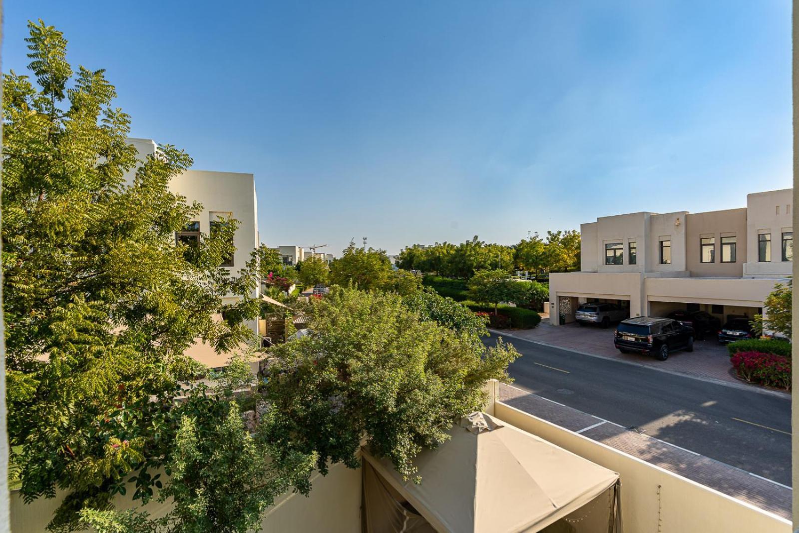 3br With Pool, Gym And Kid's Playground *