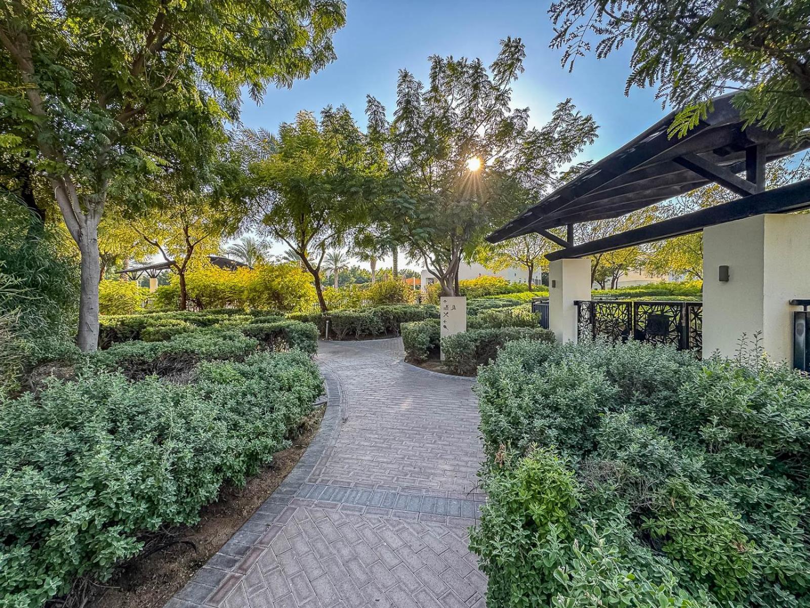 3br With Pool, Gym And Kid's Playground