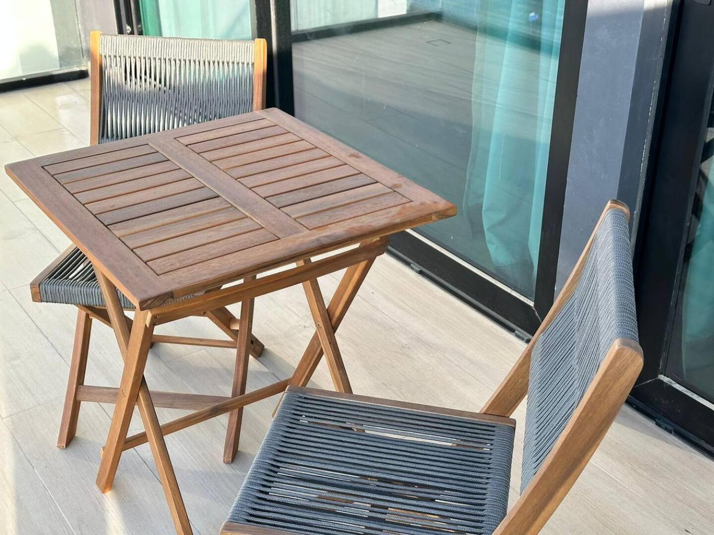 Apartment Modern And Stylish 01 Bedroom In Jvc Dubai