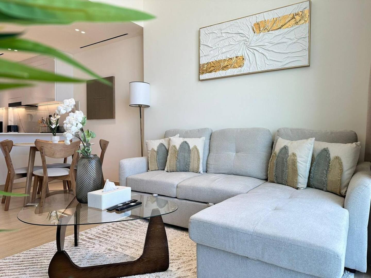 Modern And Stylish 01 Bedroom In Jvc *