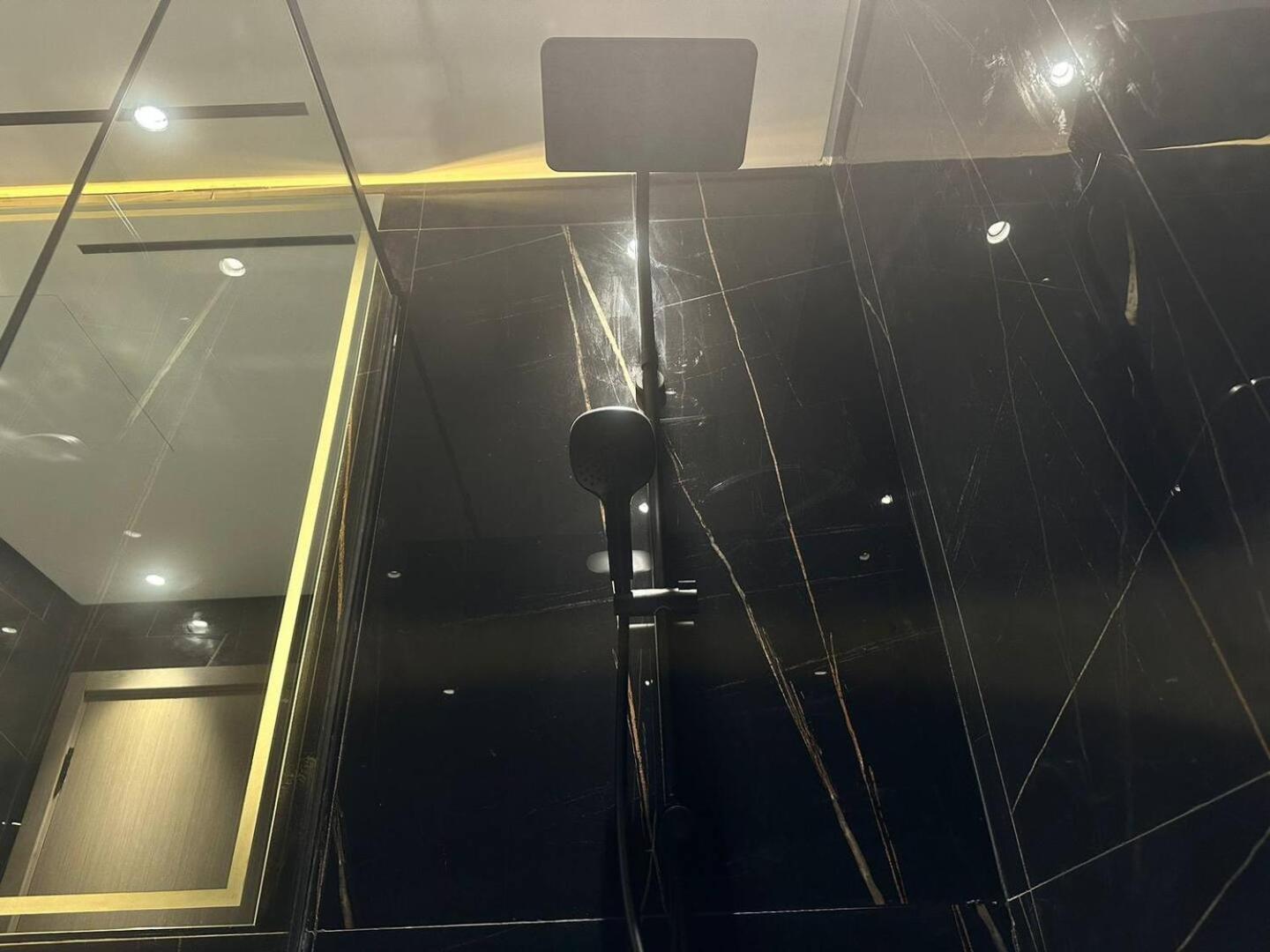 Apartment Stylish Loft New 1 Bedroom Apartmet In Jvc Dubai