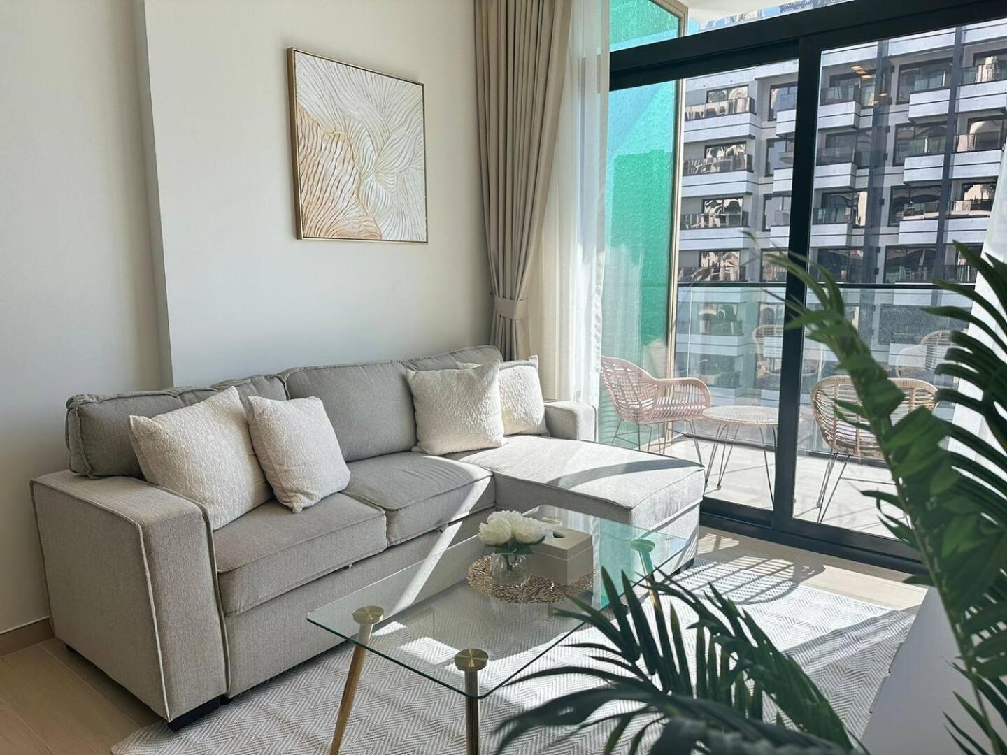 Stylish Loft New 1 Bedroom Apartmet In Jvc Dubai