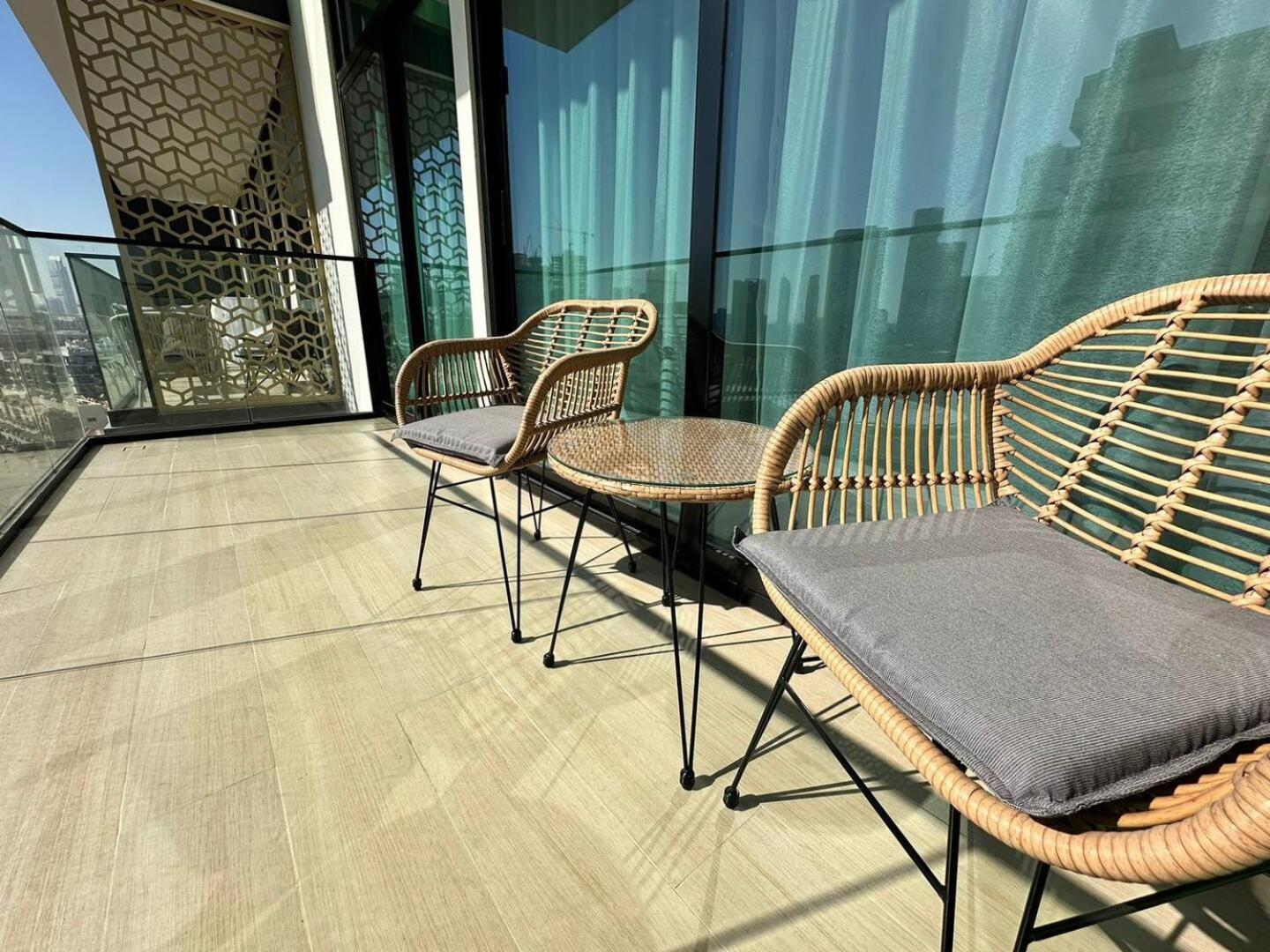 Stylish Loft New 1 Bedroom Apartmet In Jvc