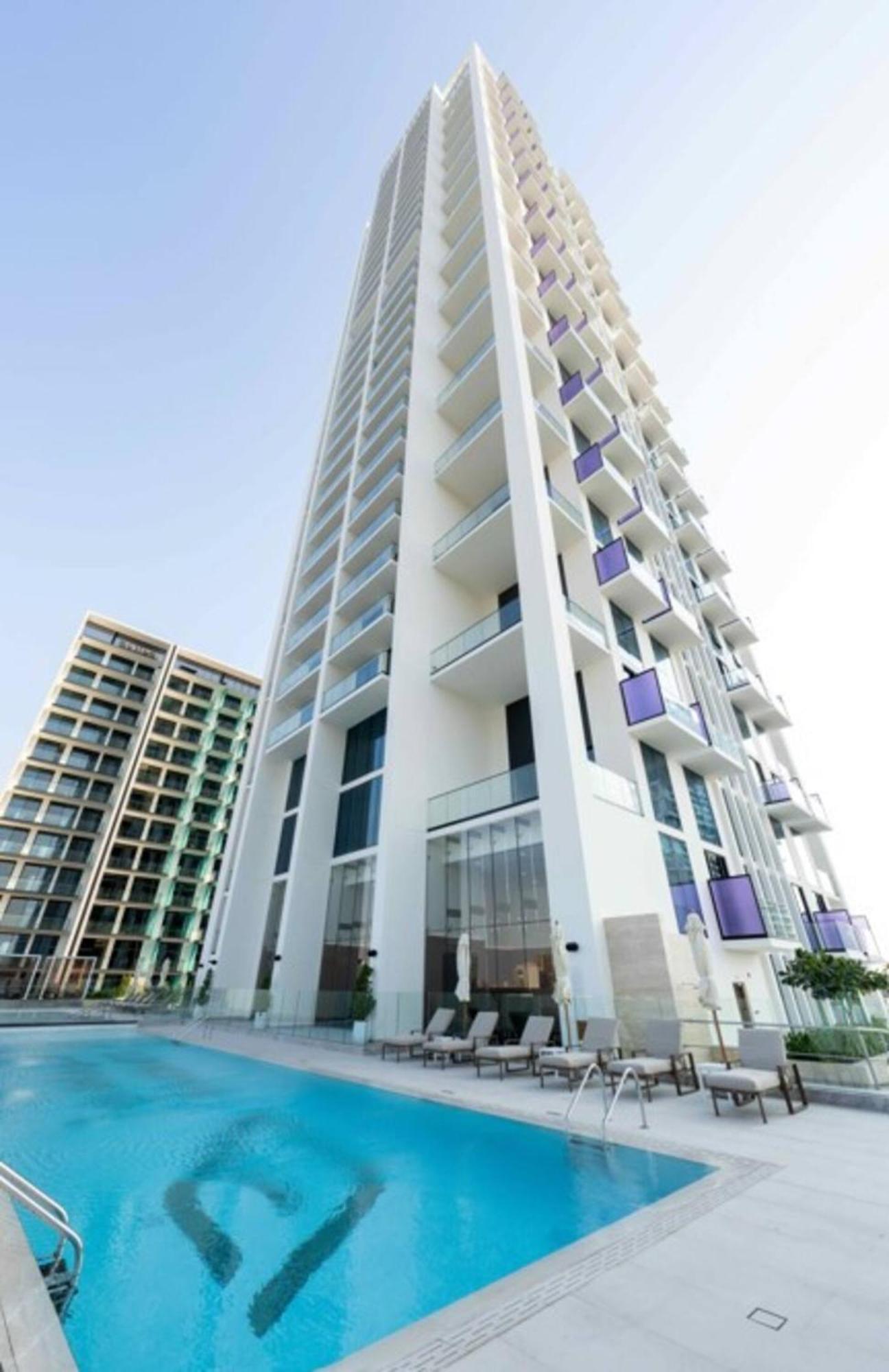 Deluxe 1 Bedroom Fully Furnished In Jvc Apartment Dubai