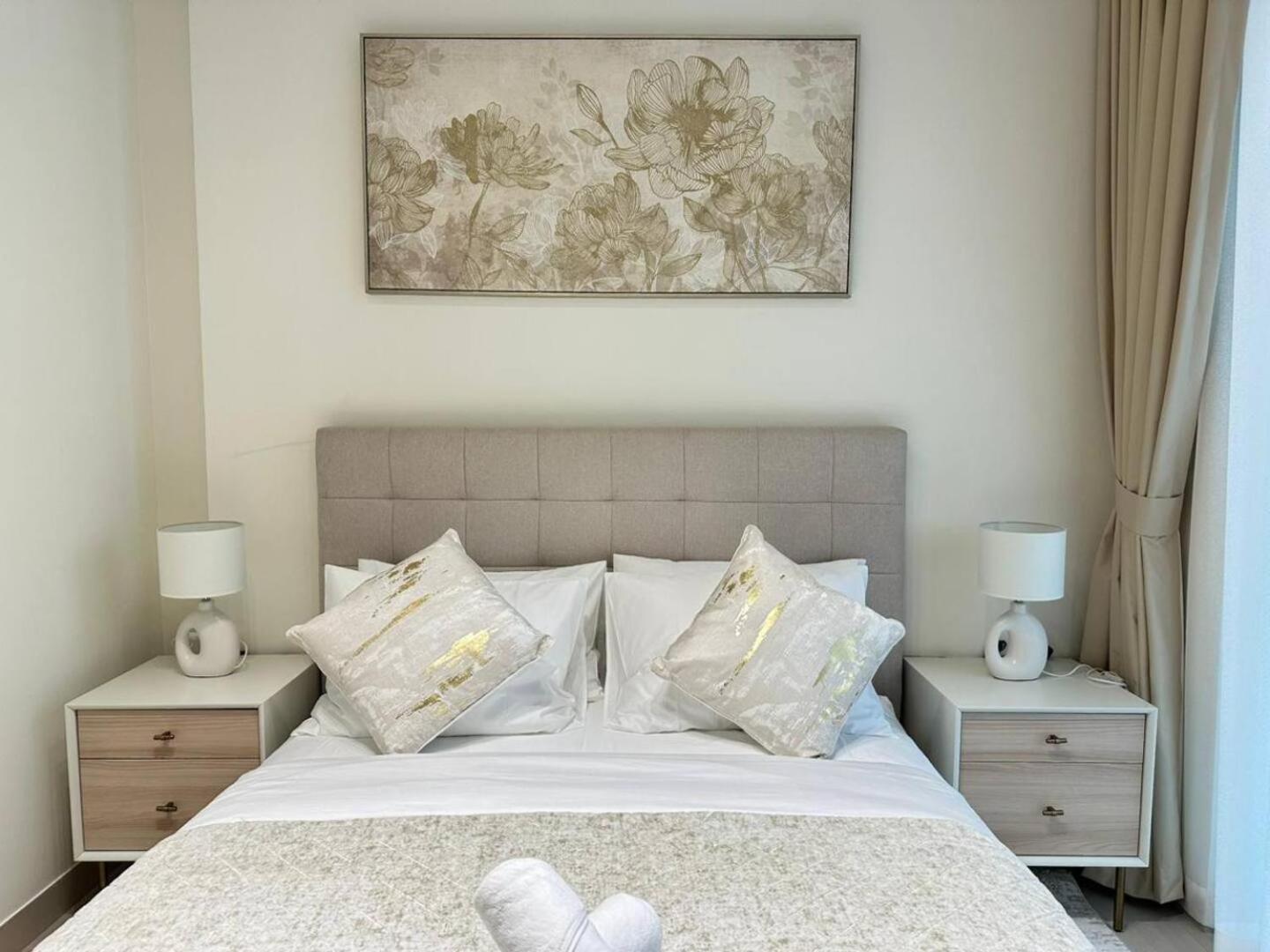 Deluxe 1 Bedroom Fully Furnished In Jvc Apartment Dubai