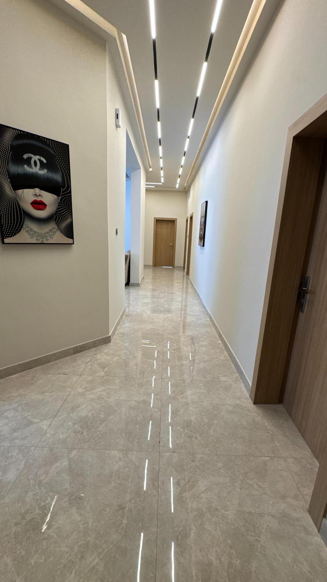 Bed & Breakfast Nas Luxury Dubai