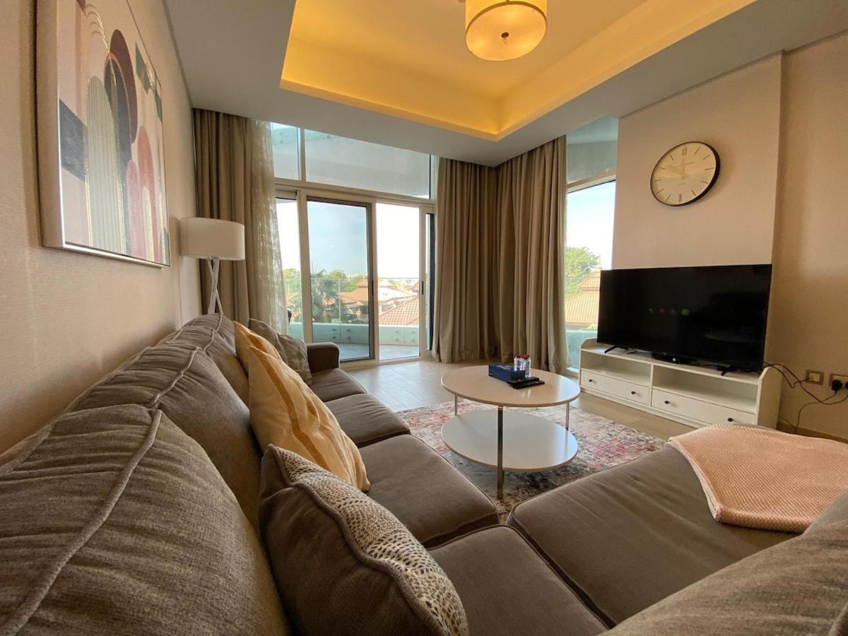 Entire House In Palm Jumeriah With Direct Access To The