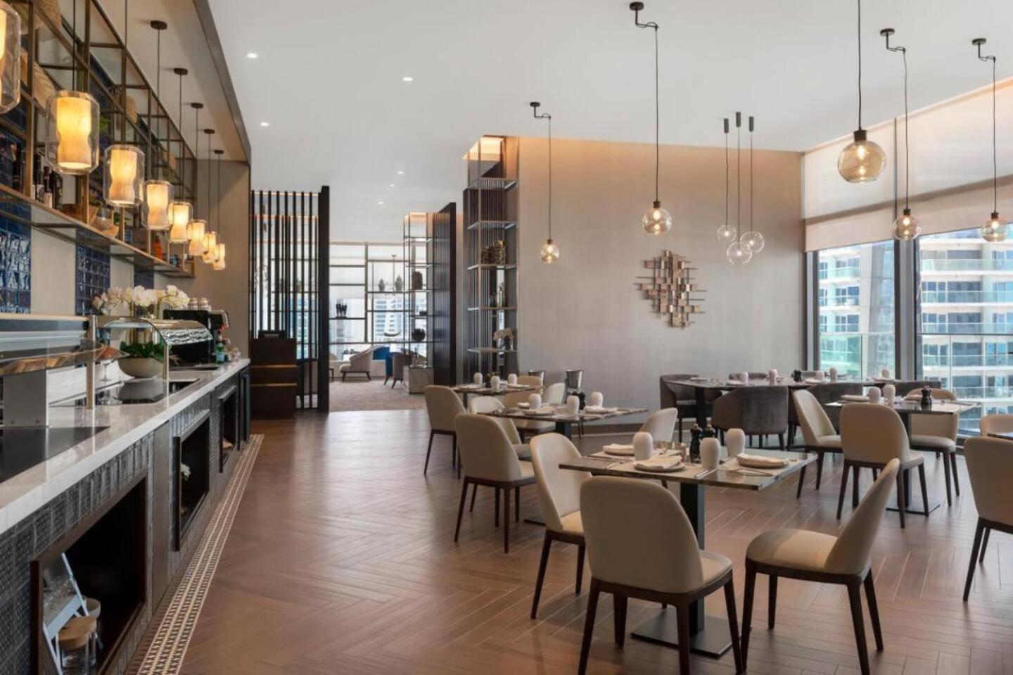 Luxury Jumeirah Living Marina Gate 2br 44th Floor Aparthotel Dubai