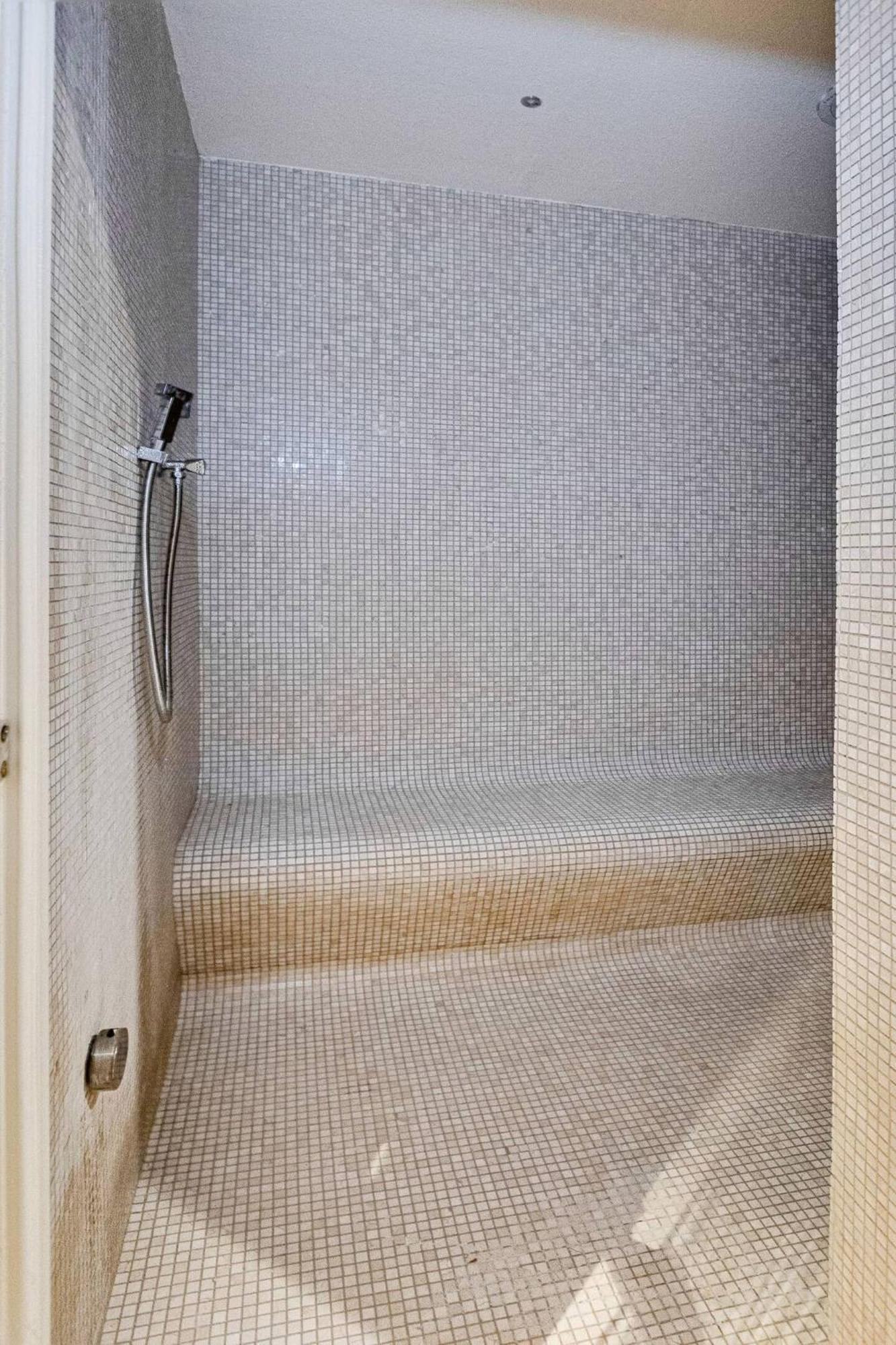 Luxury Jumeirah Living Marina Gate 2br 44th Floor