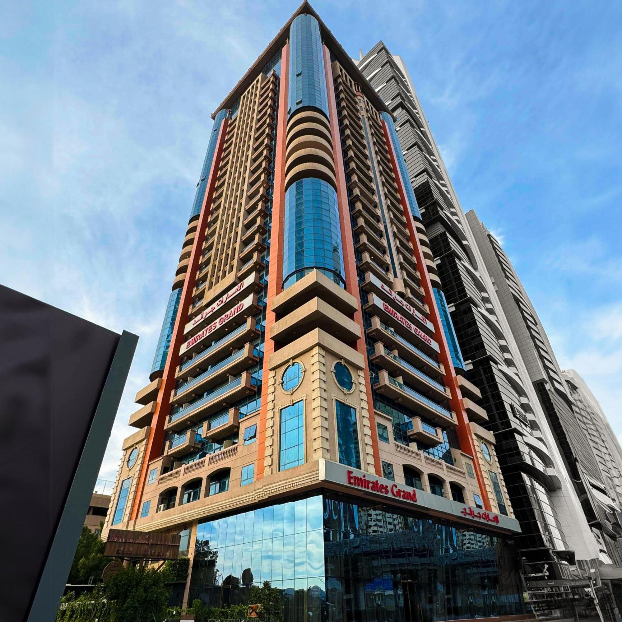 Sunday Mega Sheikh Zayed Road Near Difc Formerly Emirates Grand Aparthotel Dubai