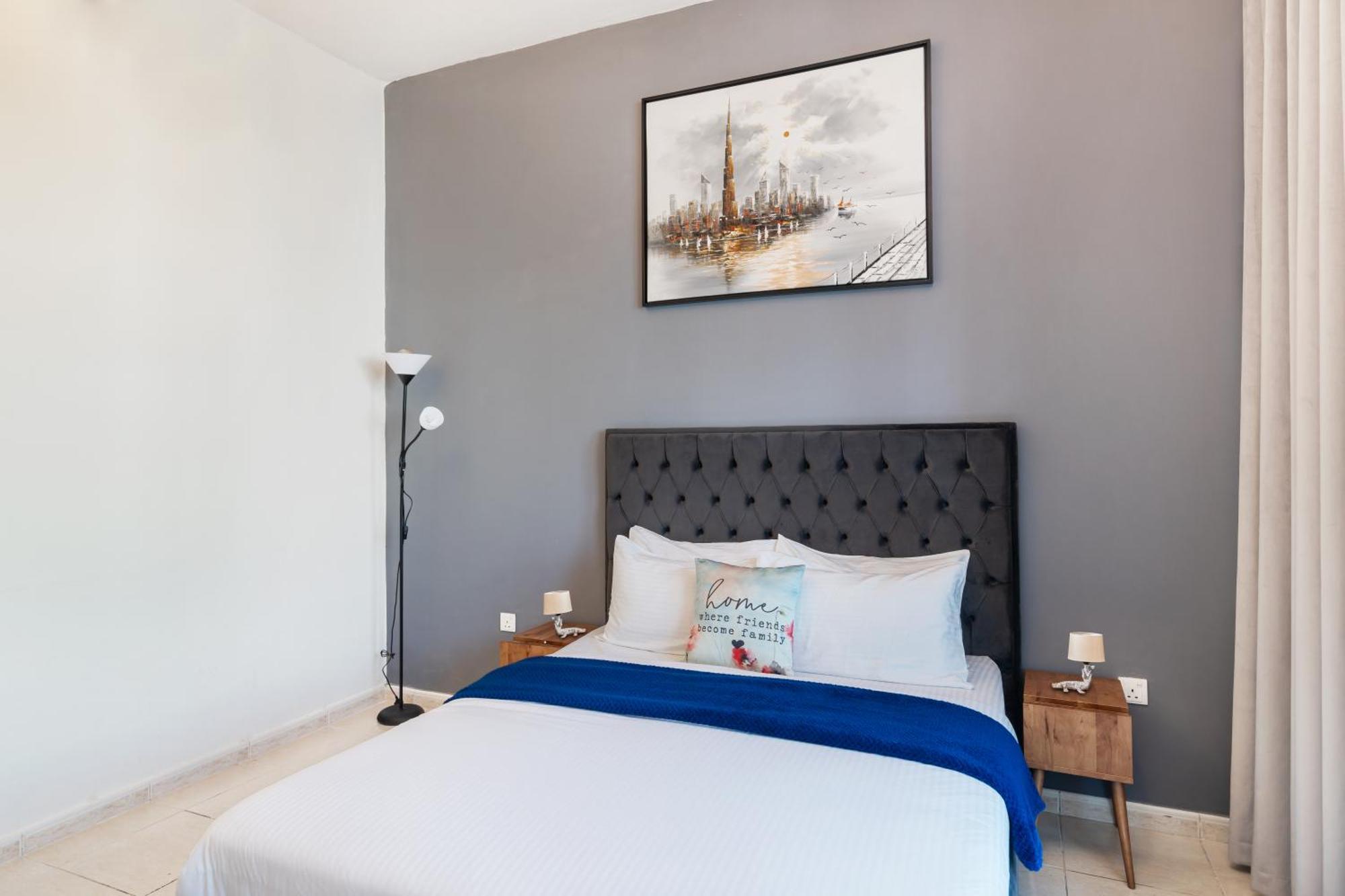 Cozy 1 Bedroom In Axis 2 Dso Apartment