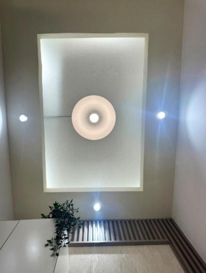 Elegance Partition In Tecom Near Icm Metro * Dubai