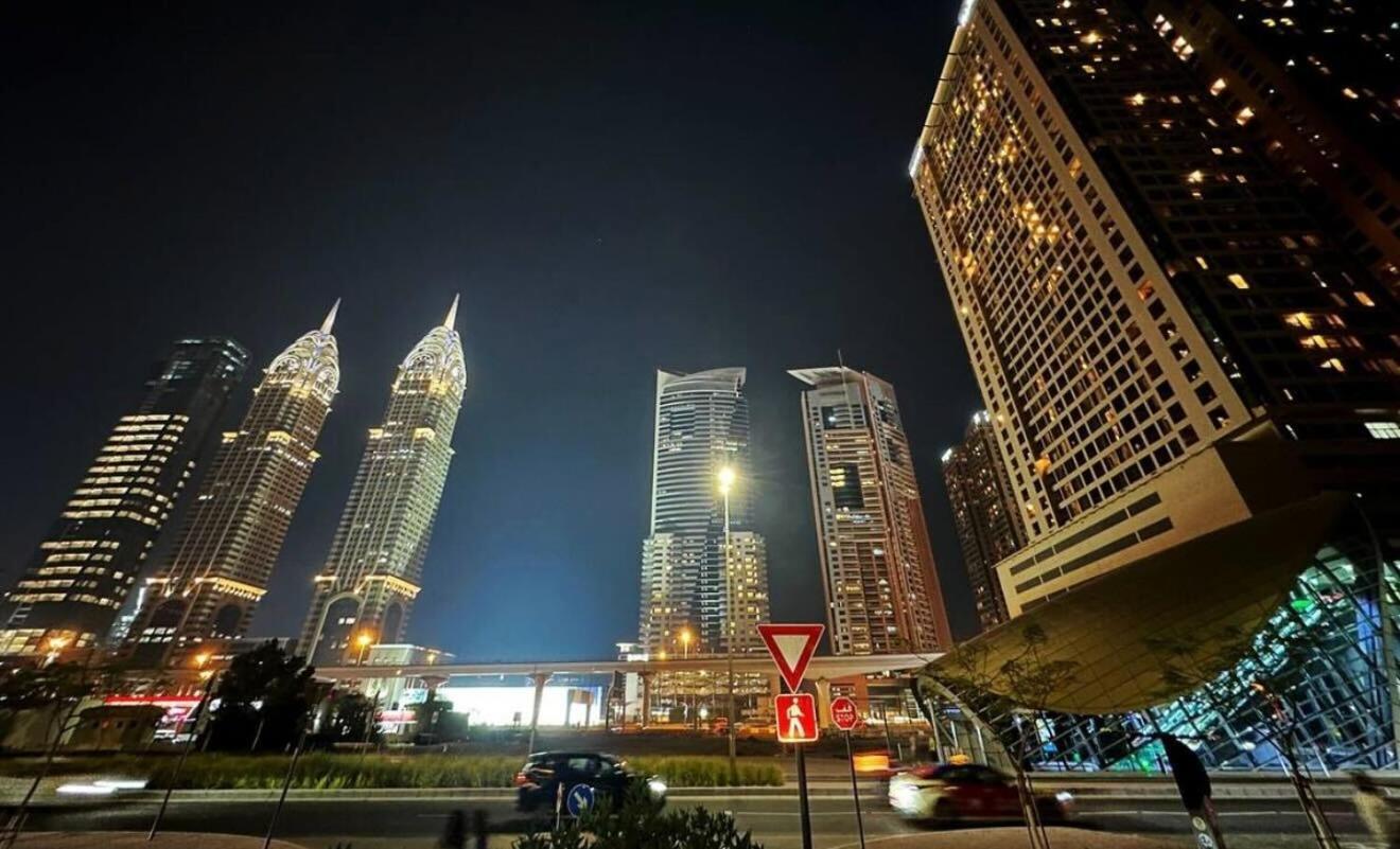 Destination Partition In Tecom Near Metro Dubai
