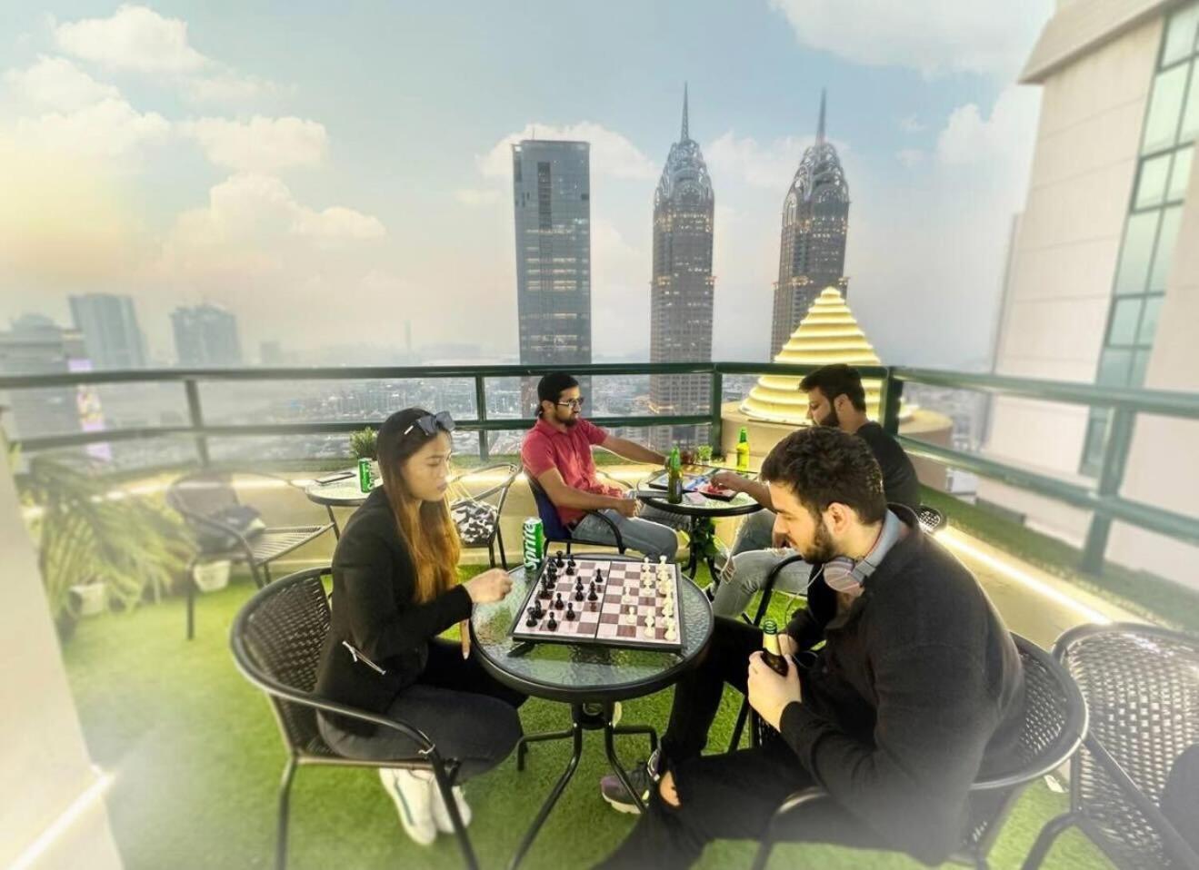 Homestay Destination Partition In Tecom Near Metro Dubai