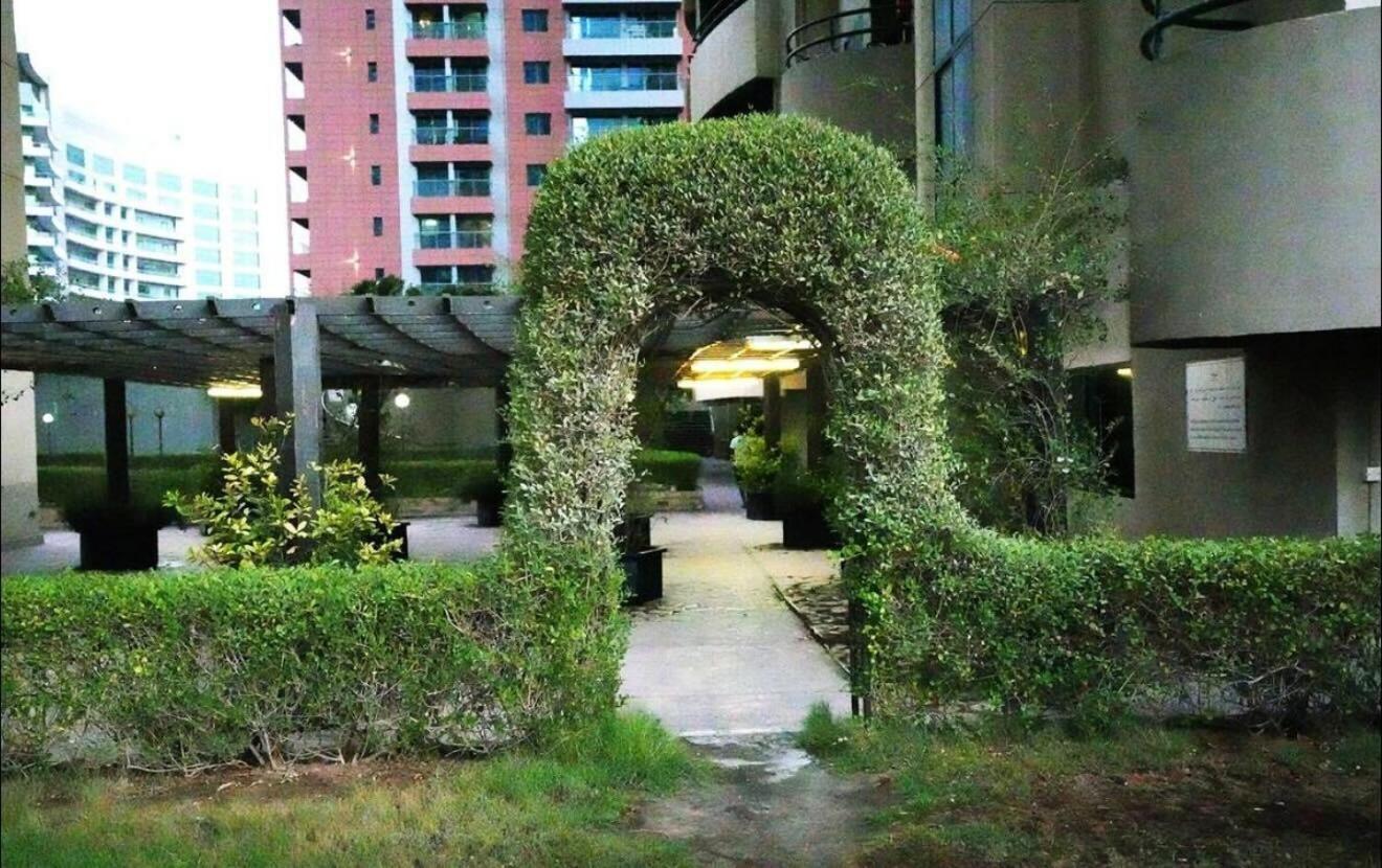 Destination Partition In Tecom Near Metro * Dubai