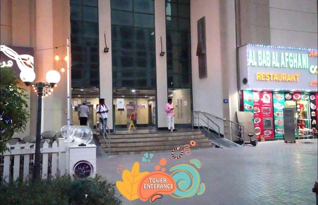 Destination Partition In Tecom Near Metro Homestay