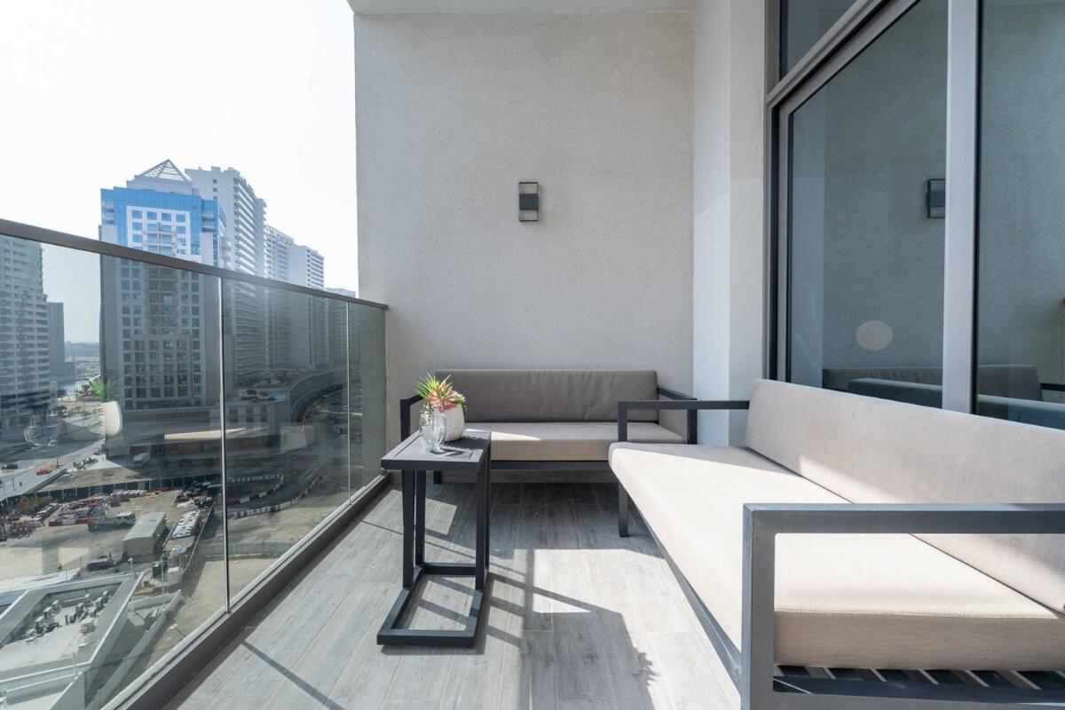 Vogue Mag318 Downtown - Pool View And Walkable To Burj Khalifa And The Mall Apartment *