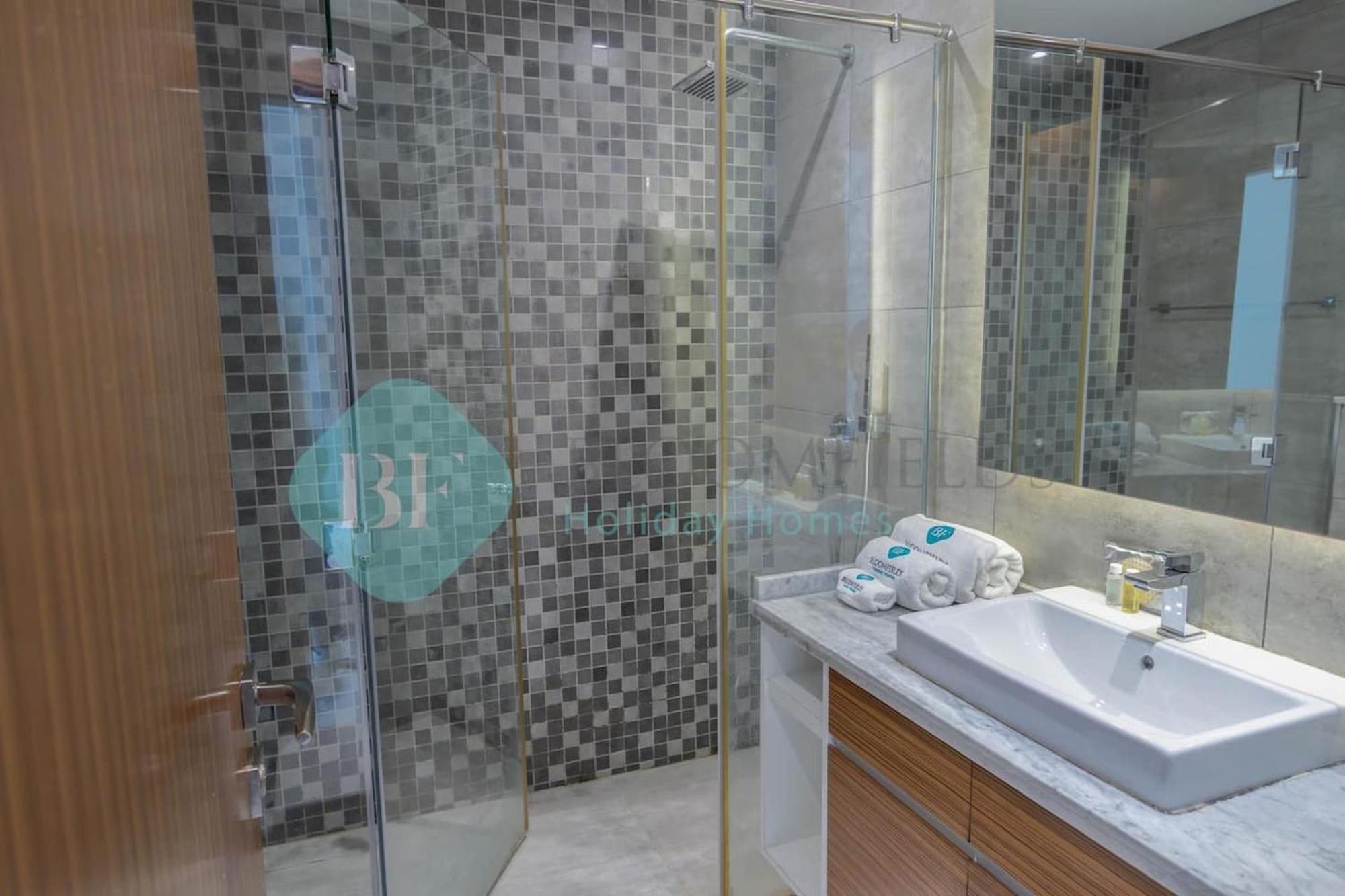 Bloomfields Cozy 1br In Jvc - Regent Court Apartment