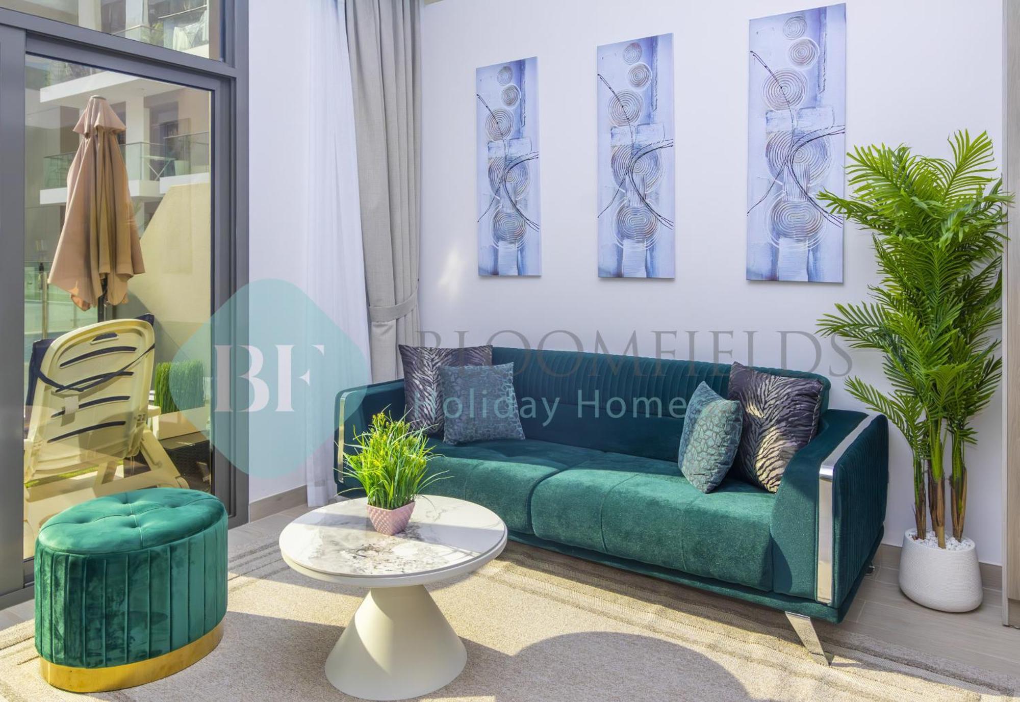 Bloomfields Modern 1br In Laya Heights Pool Acces